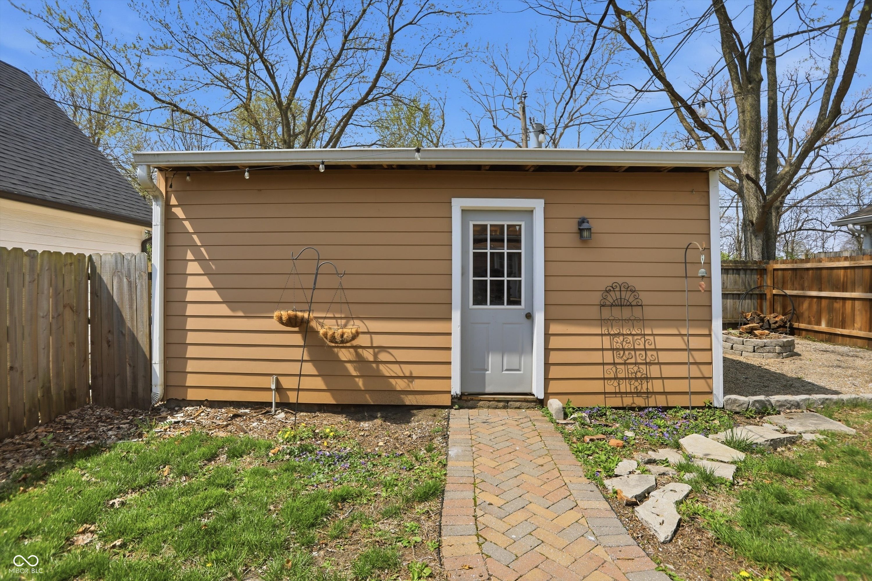 1118 N Newman Street