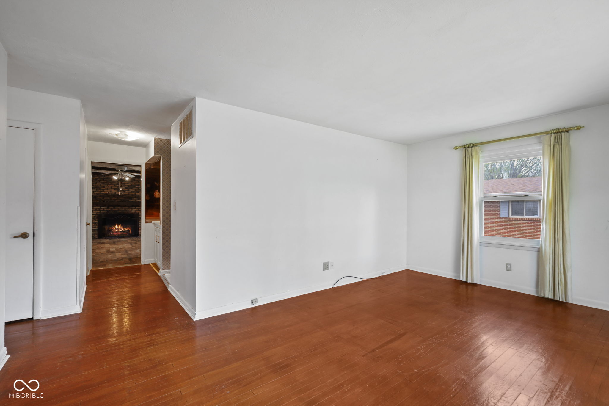 7140 Lockwood Lane