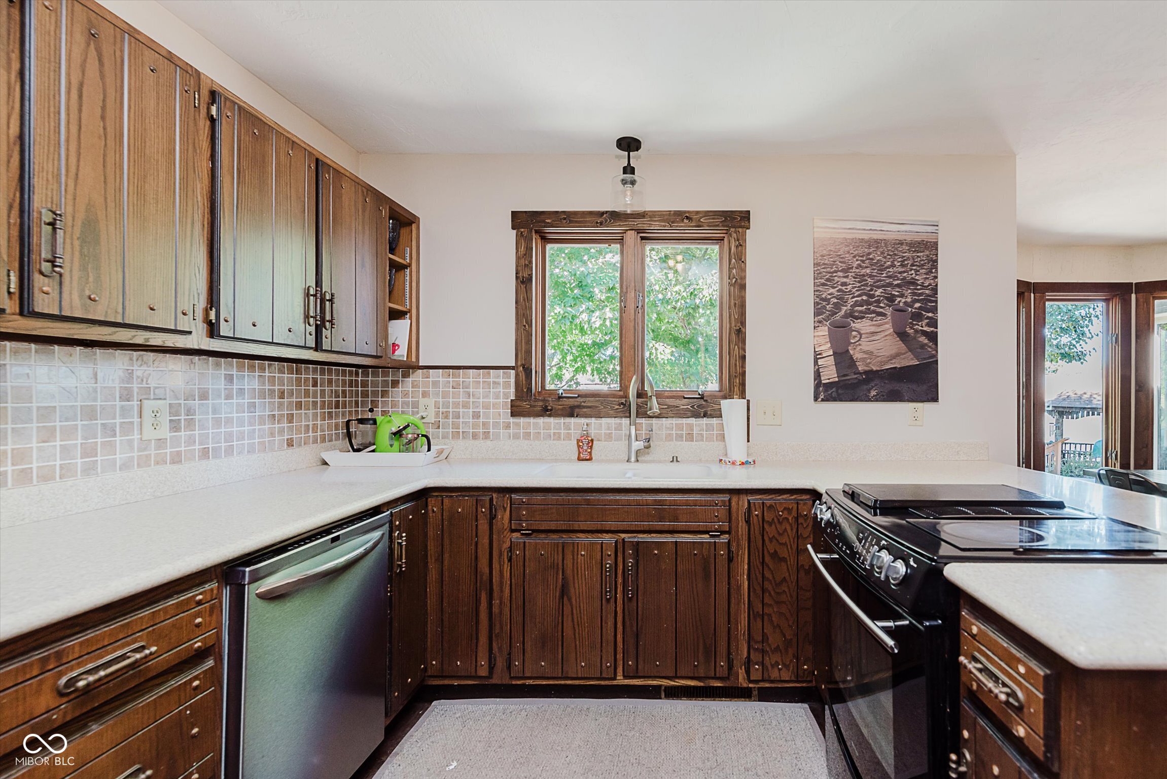 8414 Gallant Fox Drive