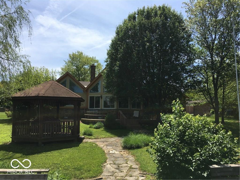8414 Gallant Fox Drive