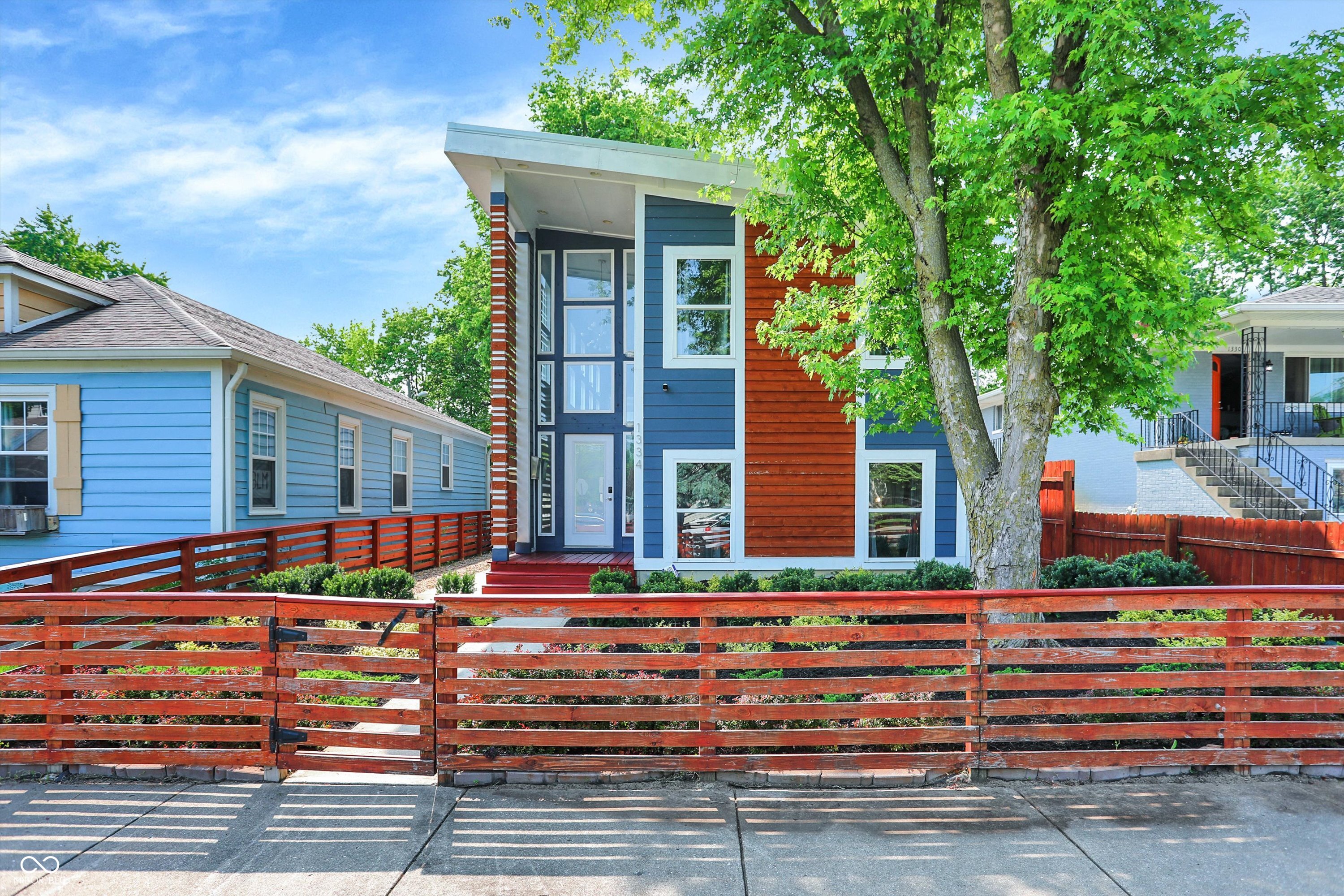 1334 Laurel Street