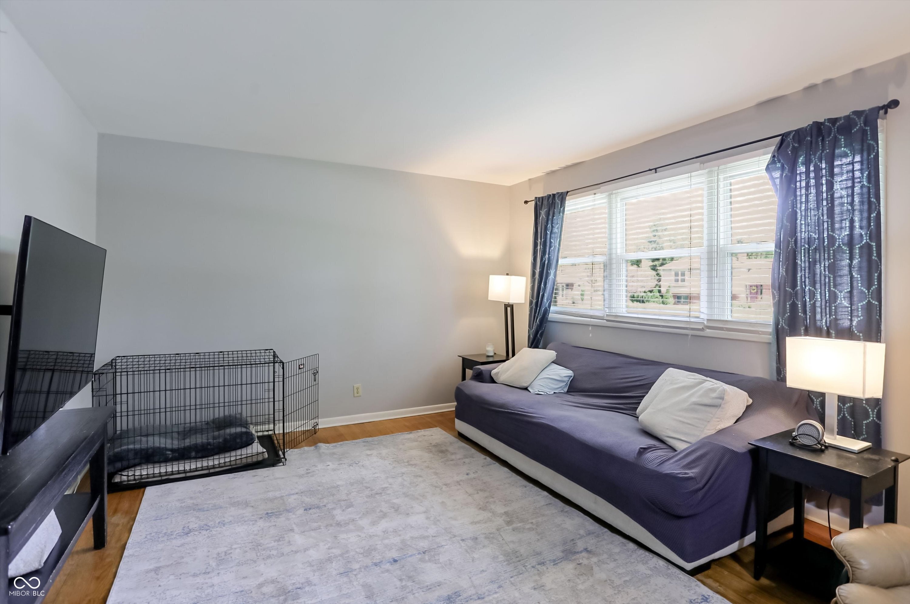 7010 Grosvenor Place