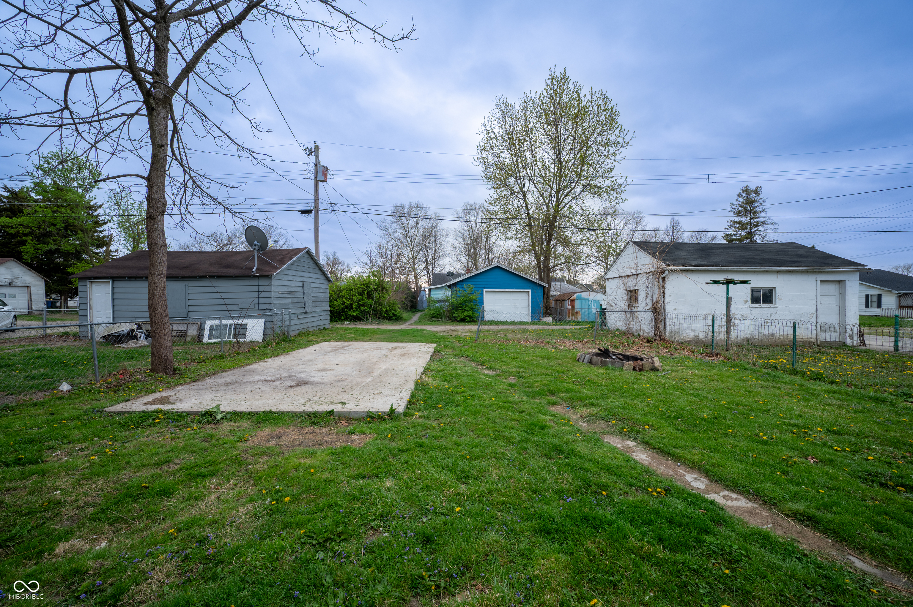 1605 W Memorial Drive