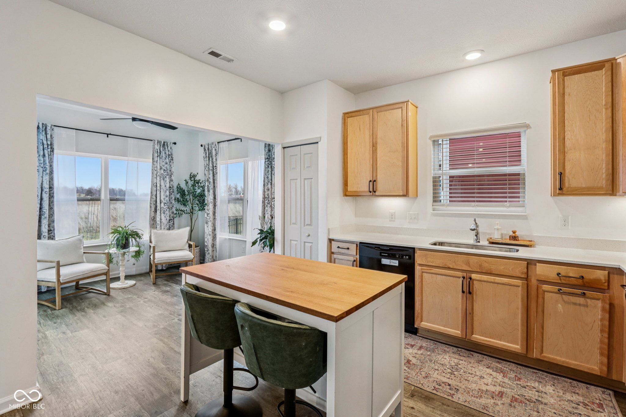 1469 Bigleaf Drive