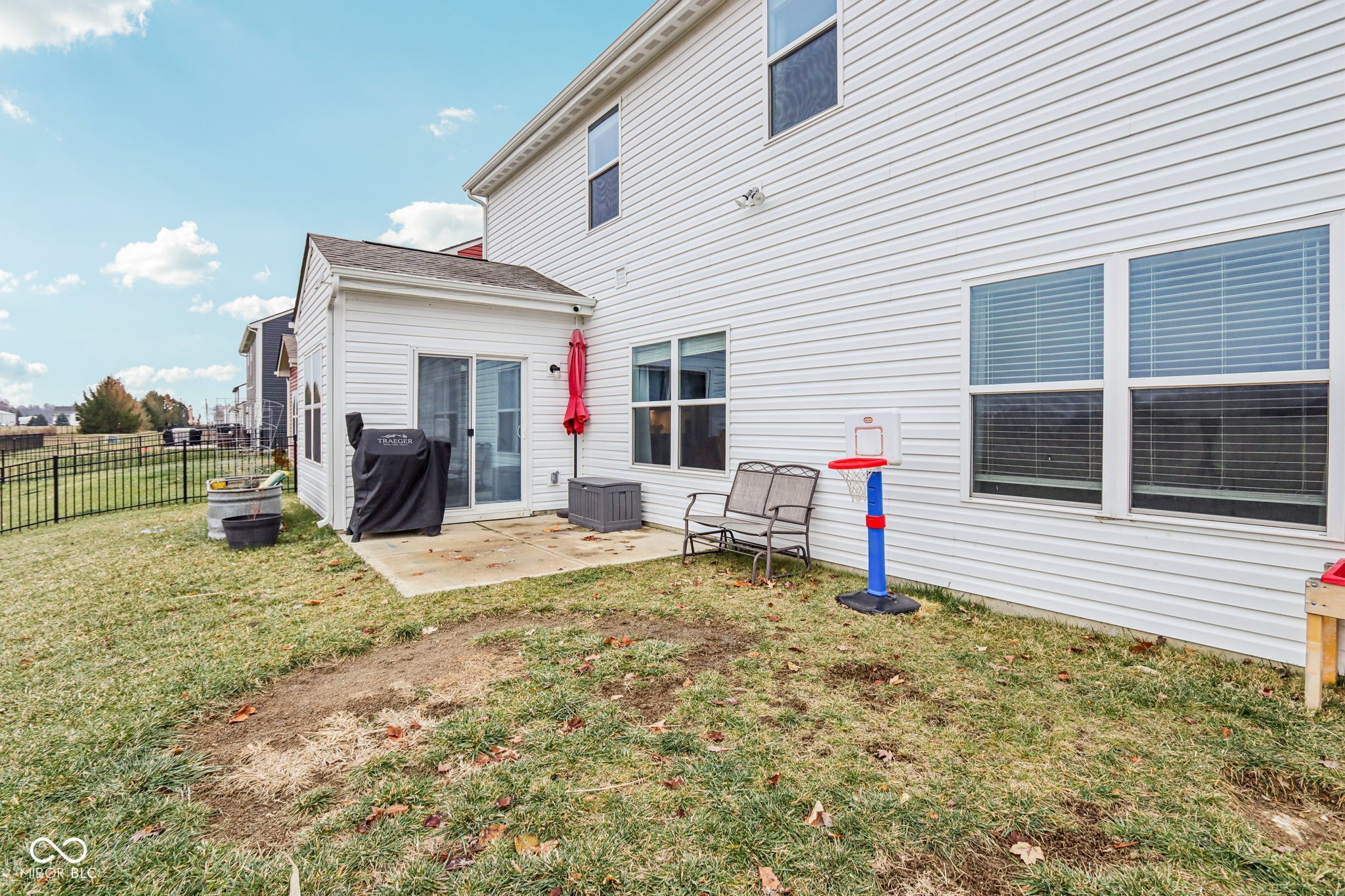 1469 Bigleaf Drive