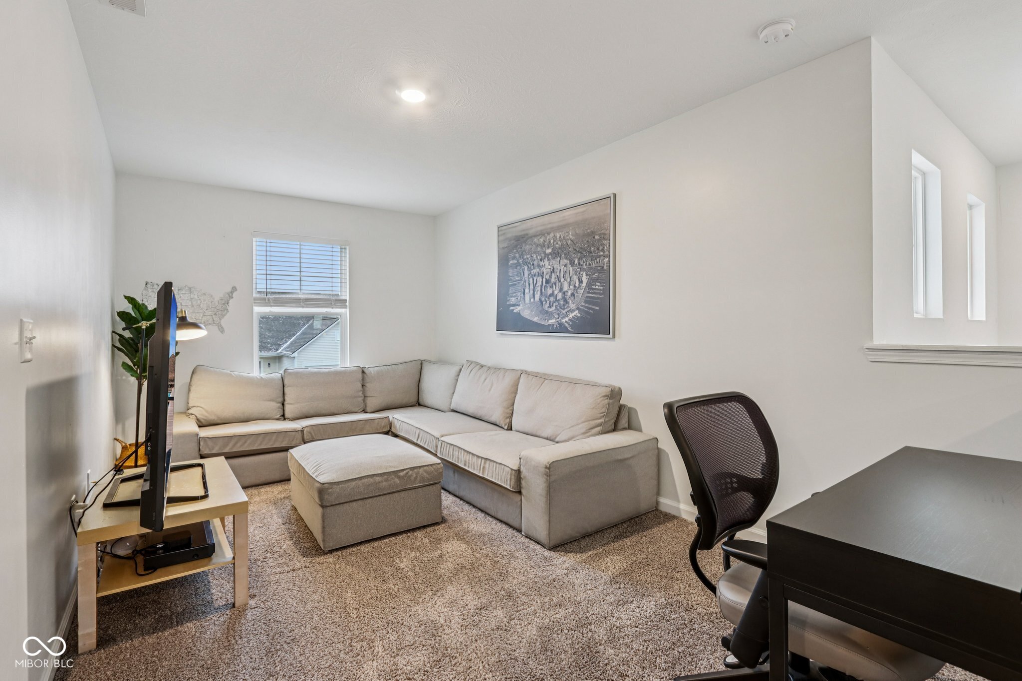 1469 Bigleaf Drive