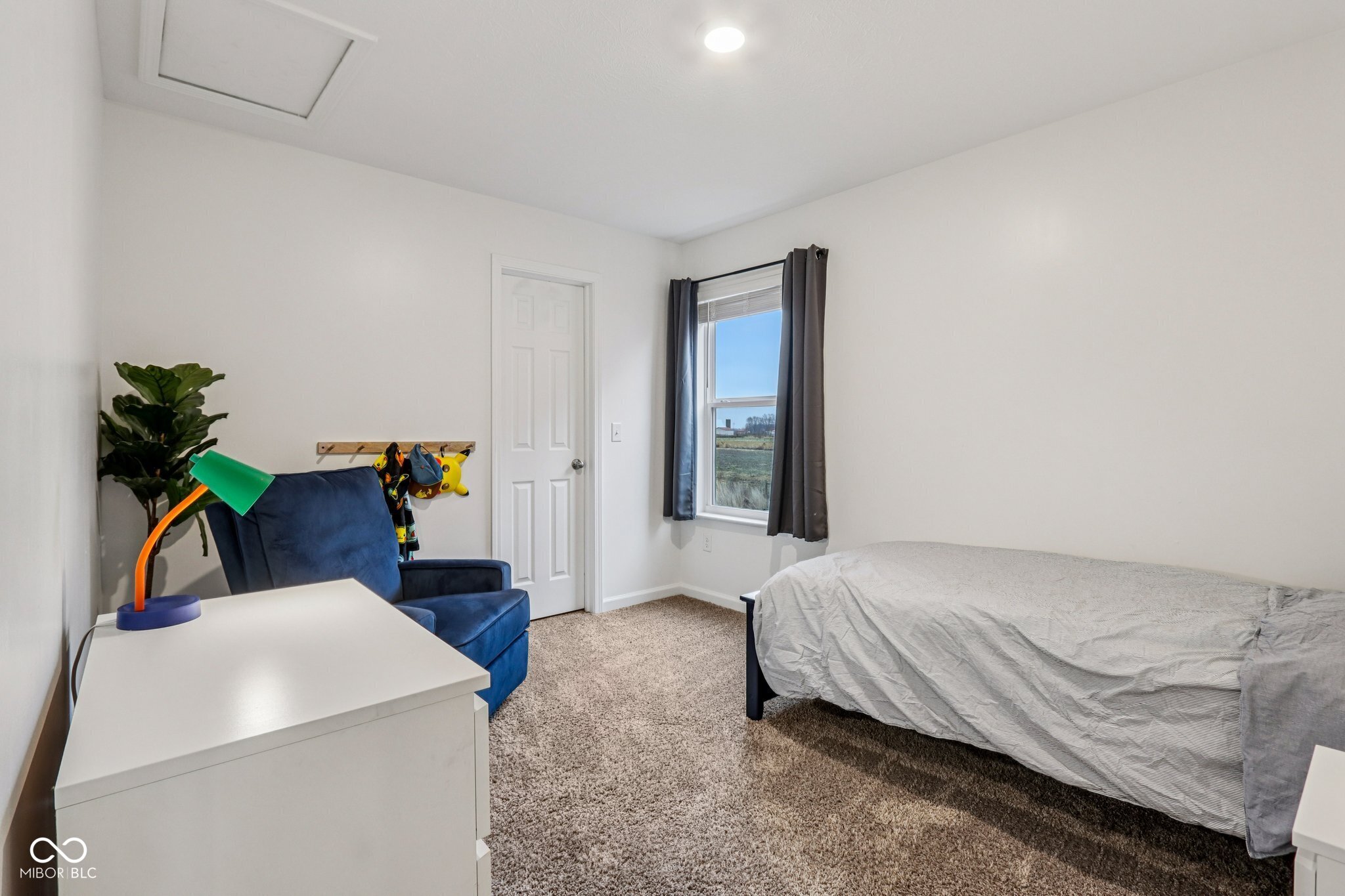 1469 Bigleaf Drive