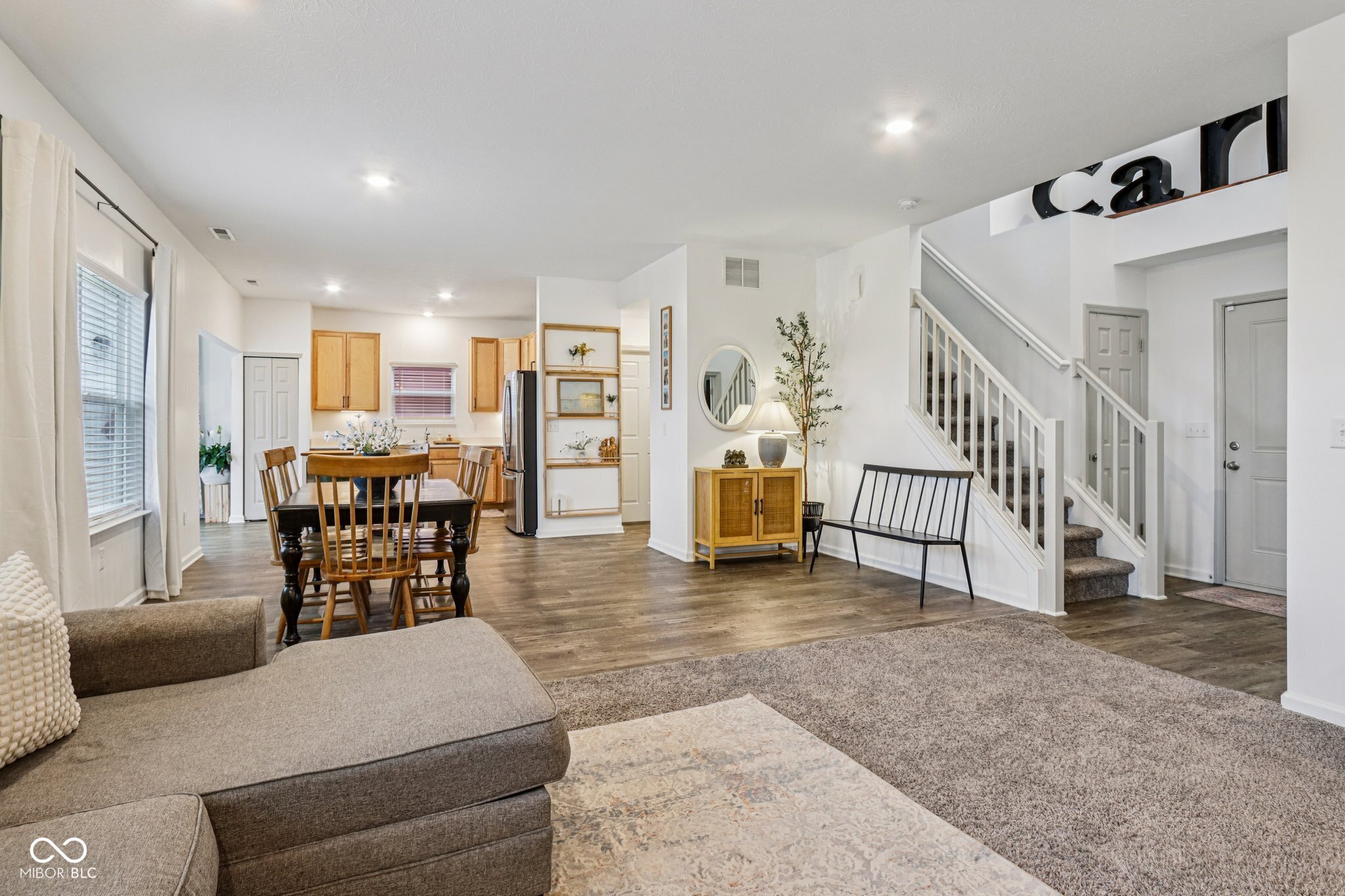 1469 Bigleaf Drive