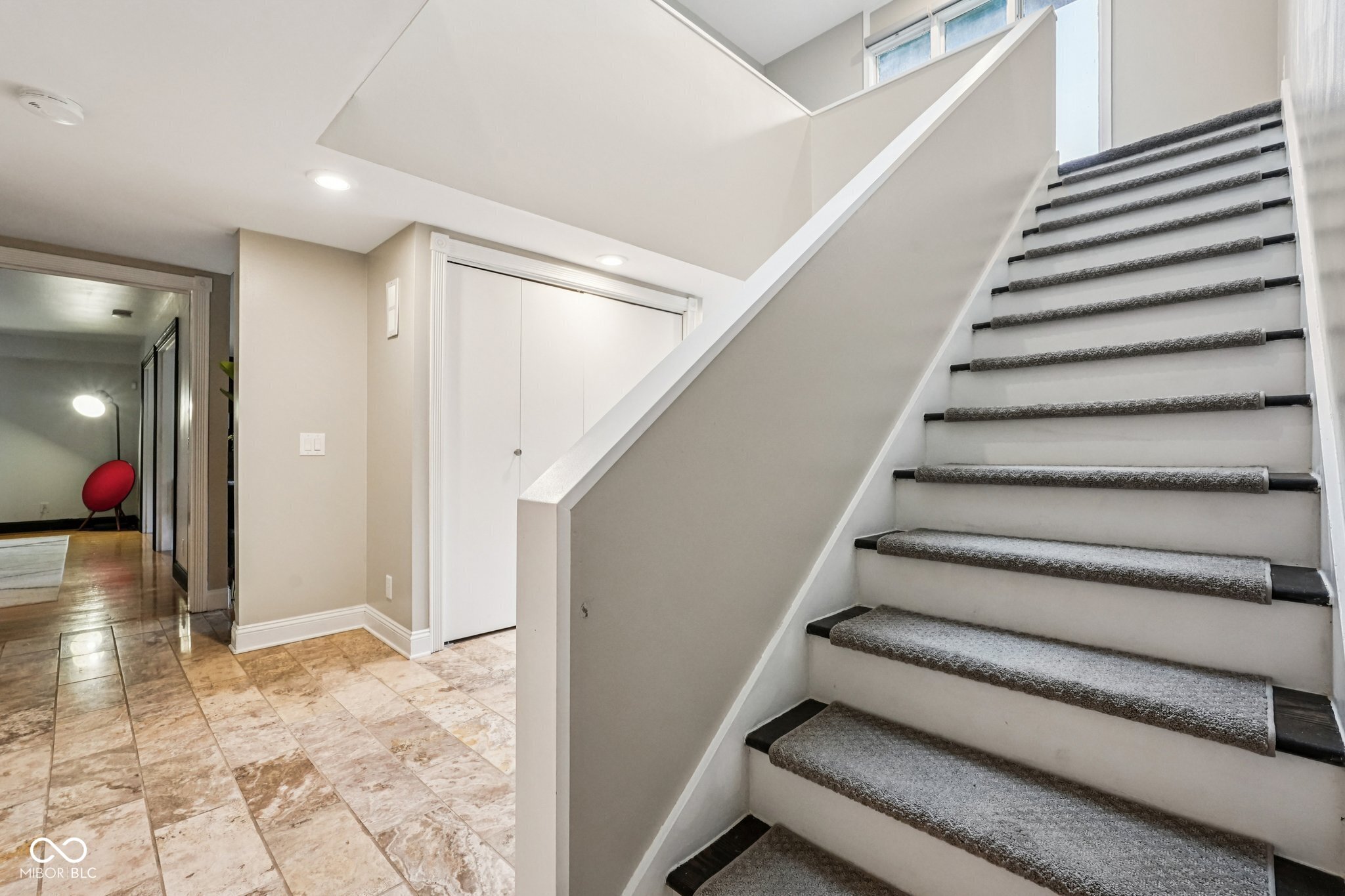 6164 Afton Crest