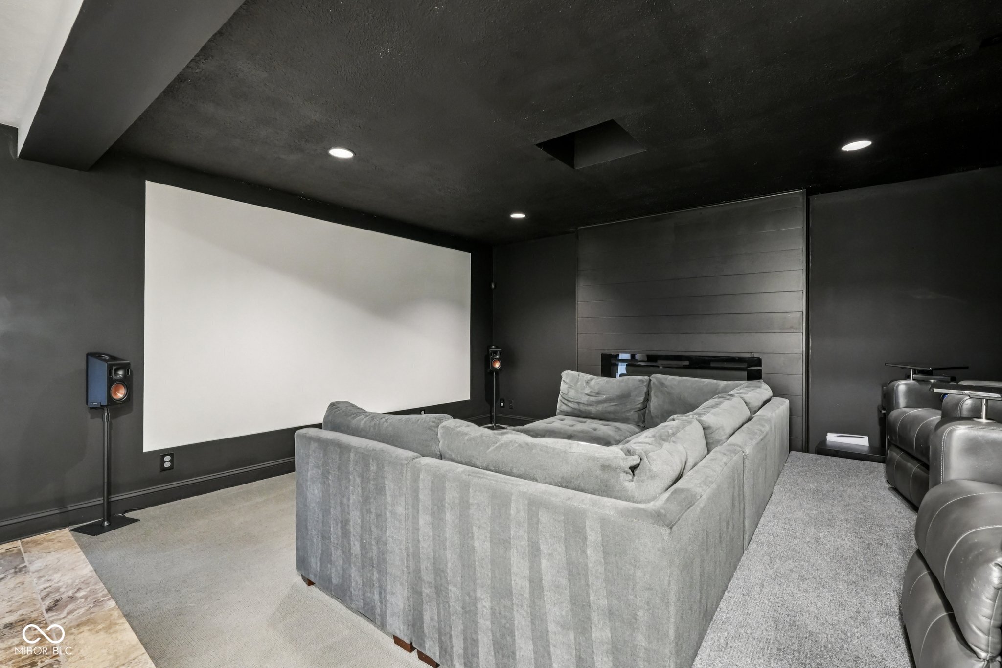 6164 Afton Crest