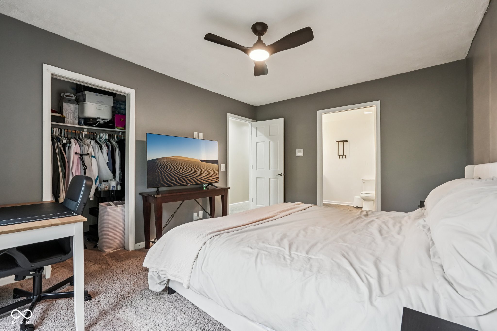 6164 Afton Crest