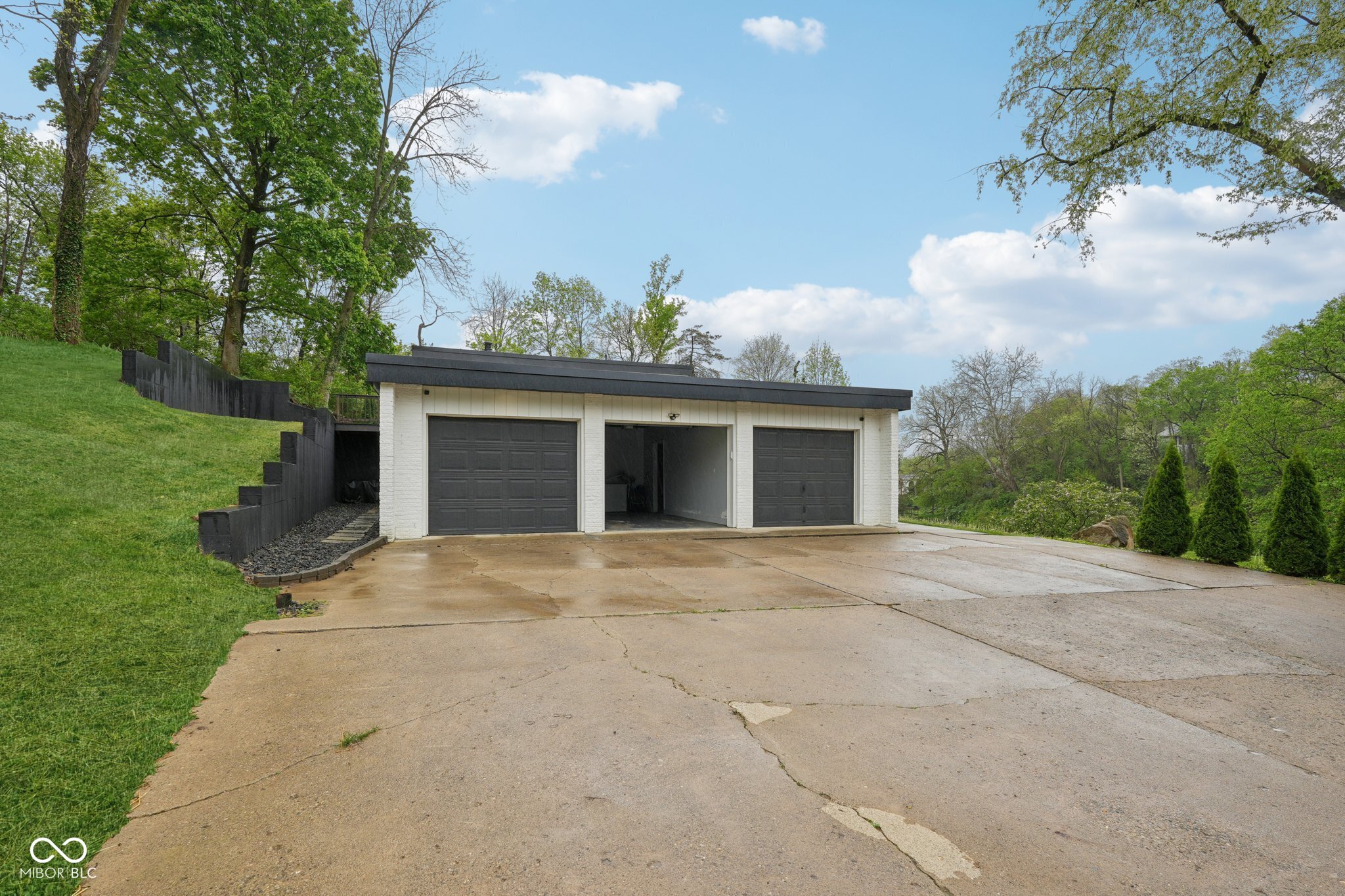 6164 Afton Crest