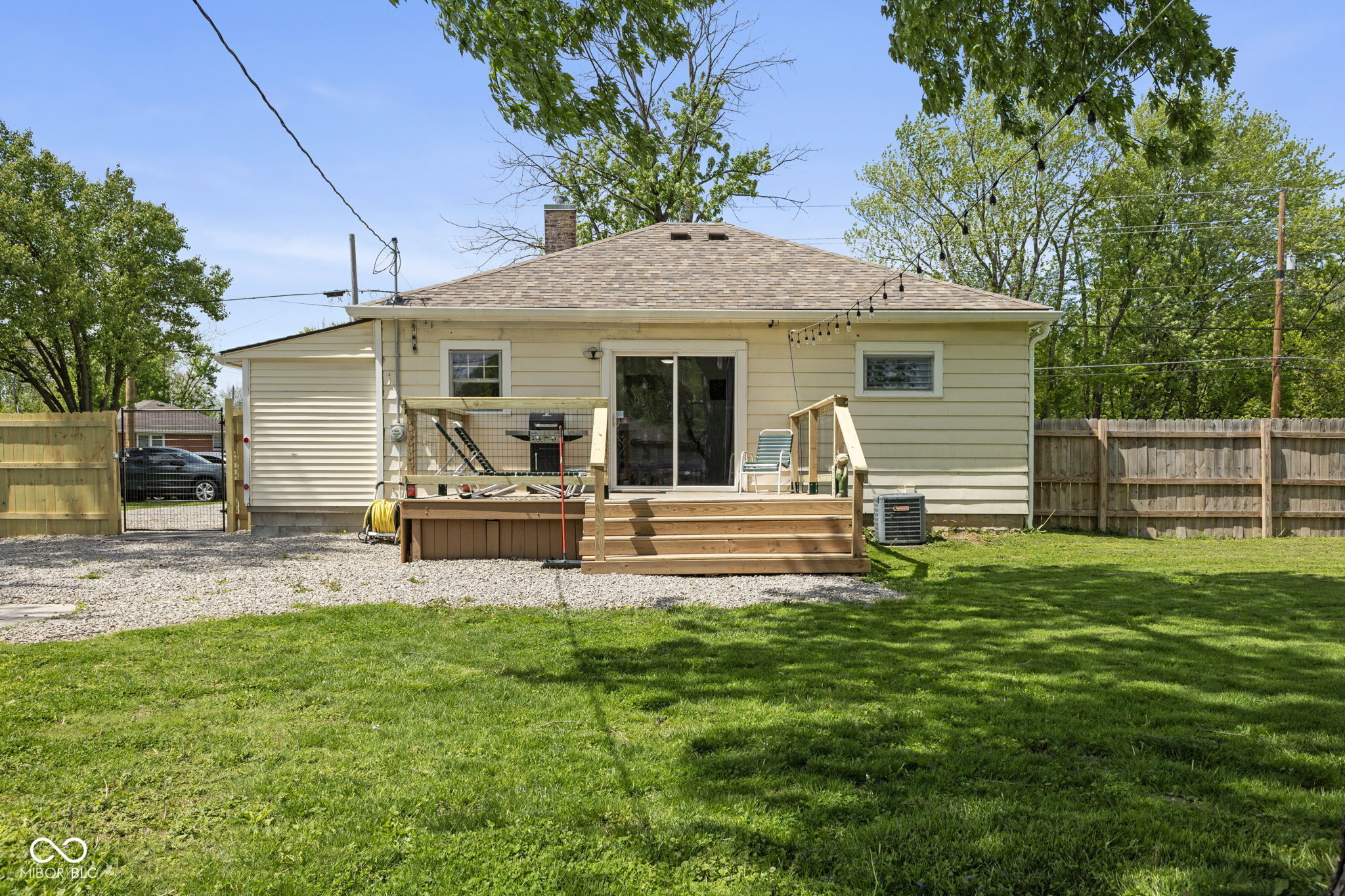 5429 W Mooresville Road