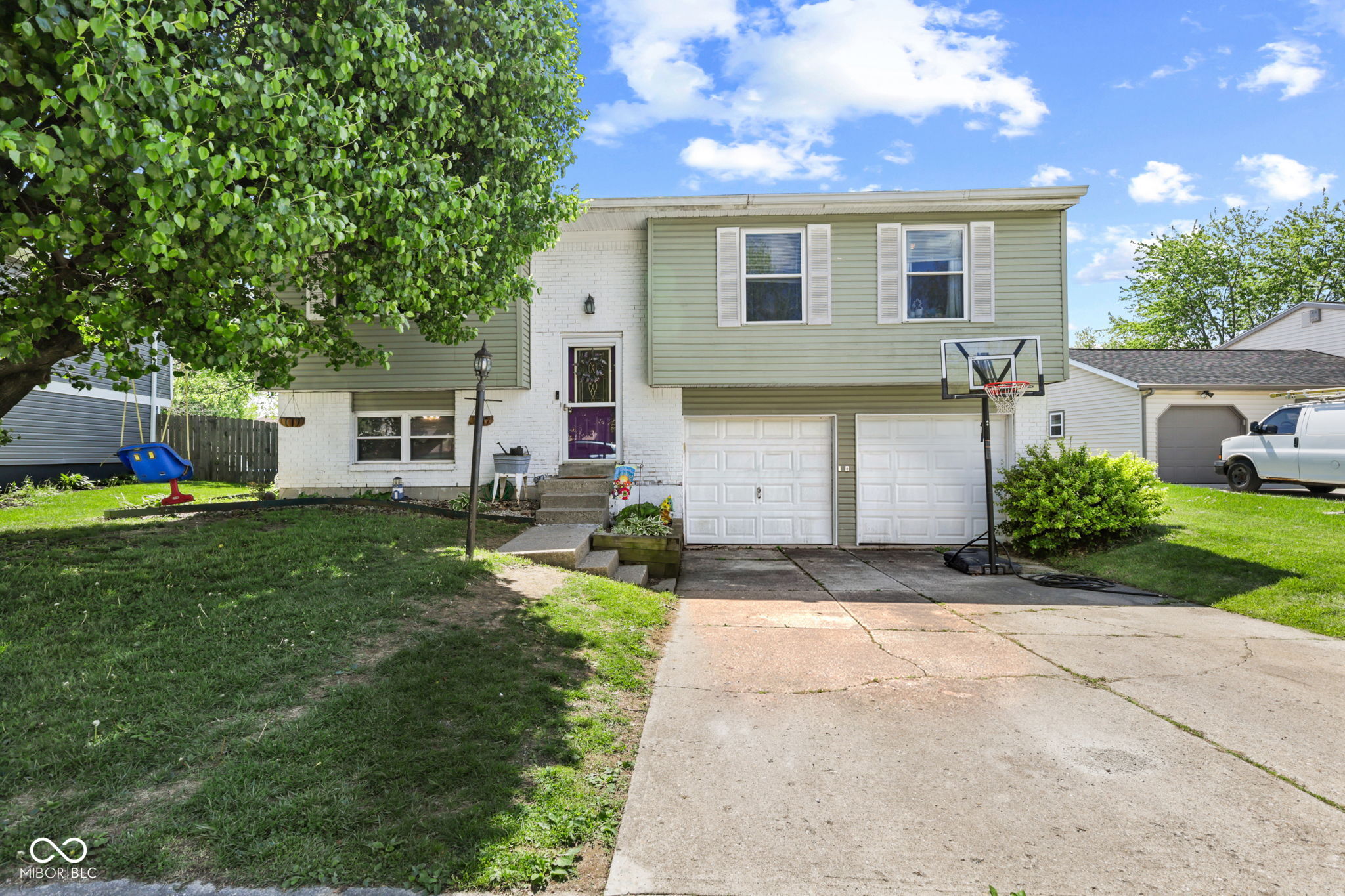 5537 Yeager Court