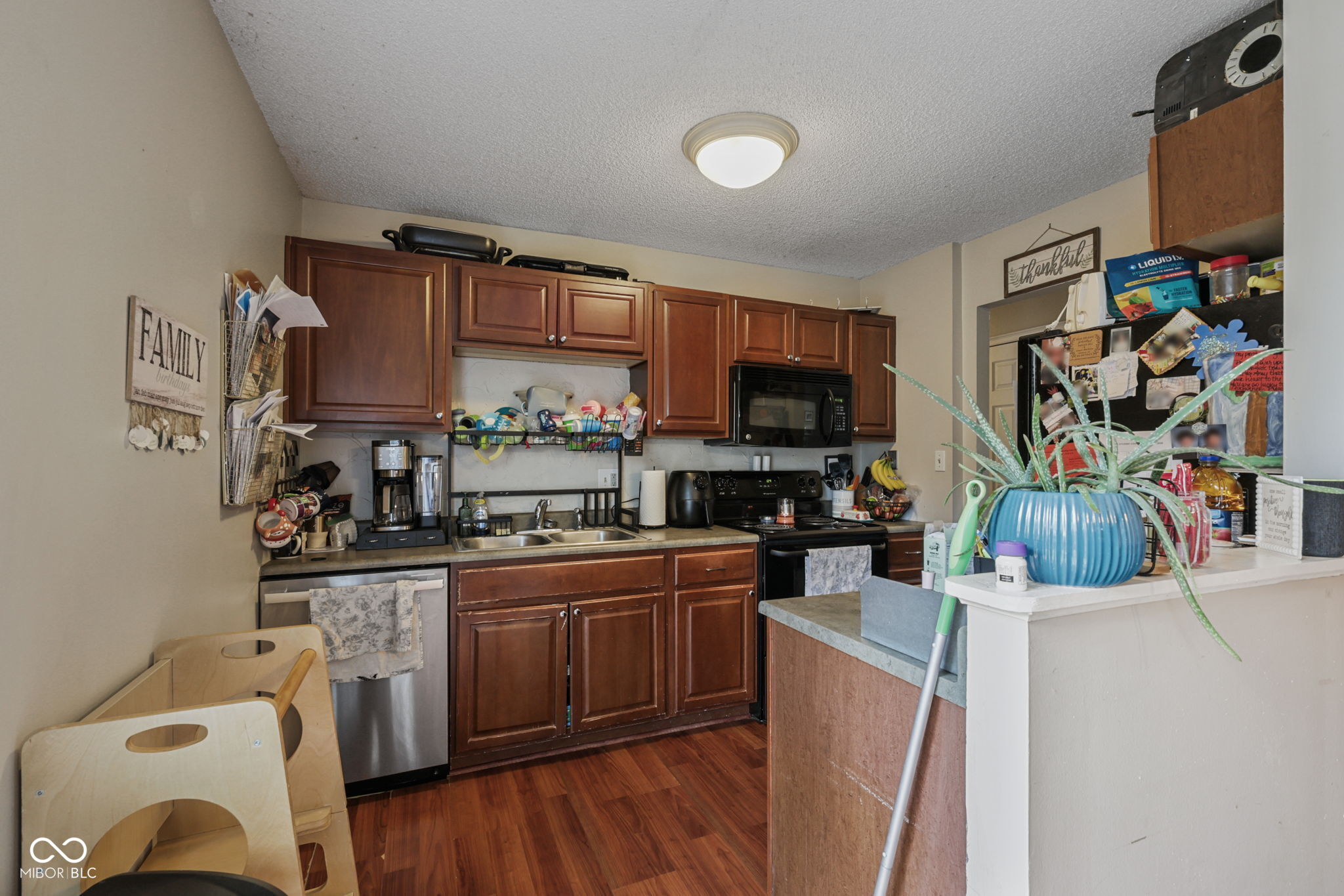 5537 Yeager Court