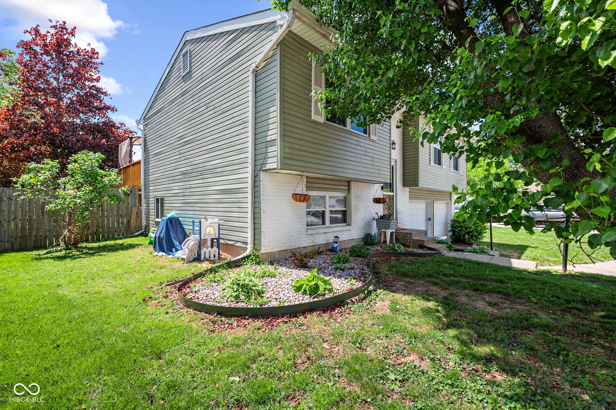 5537 Yeager Court