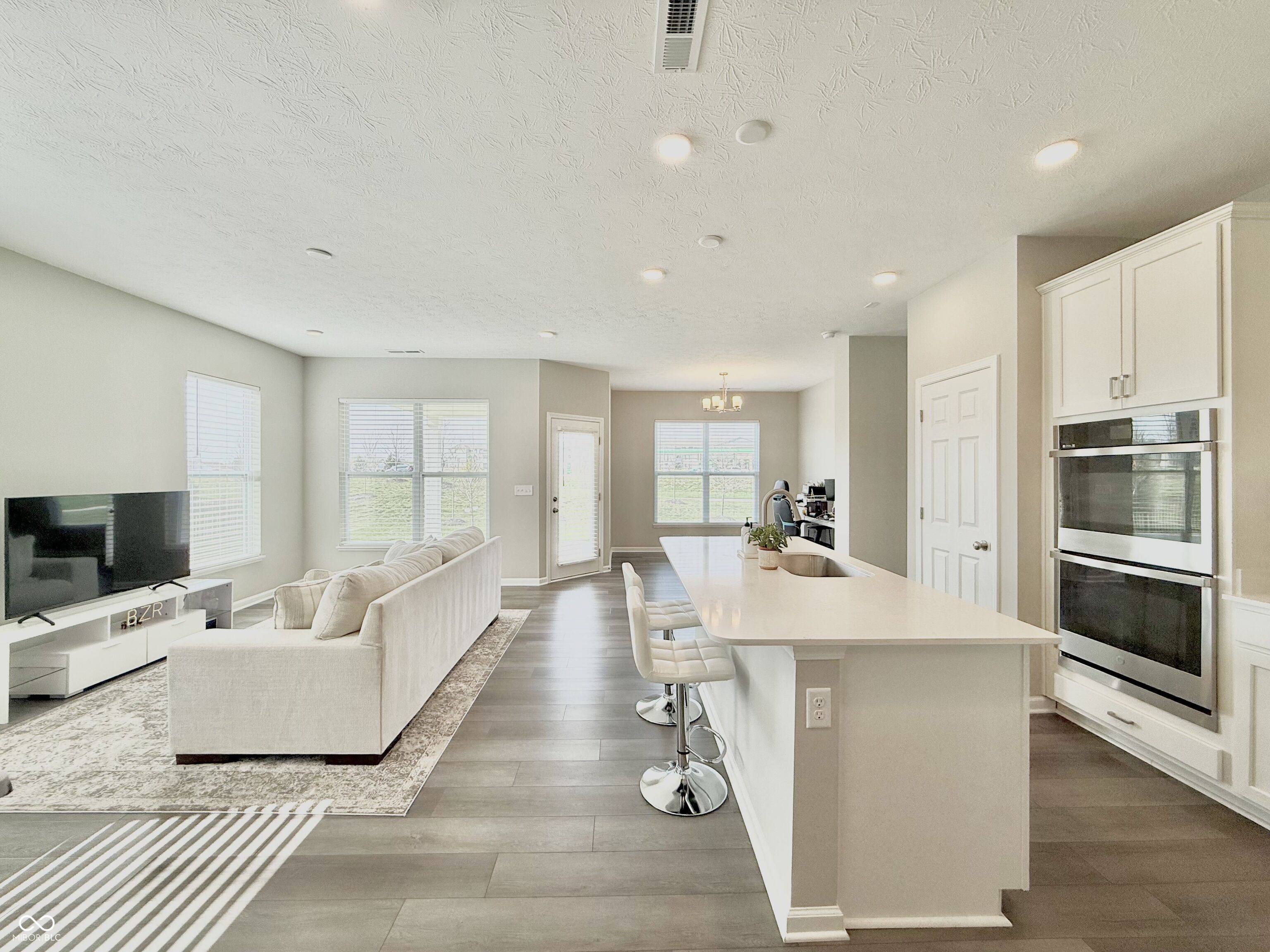 6608 Ferguson Drive