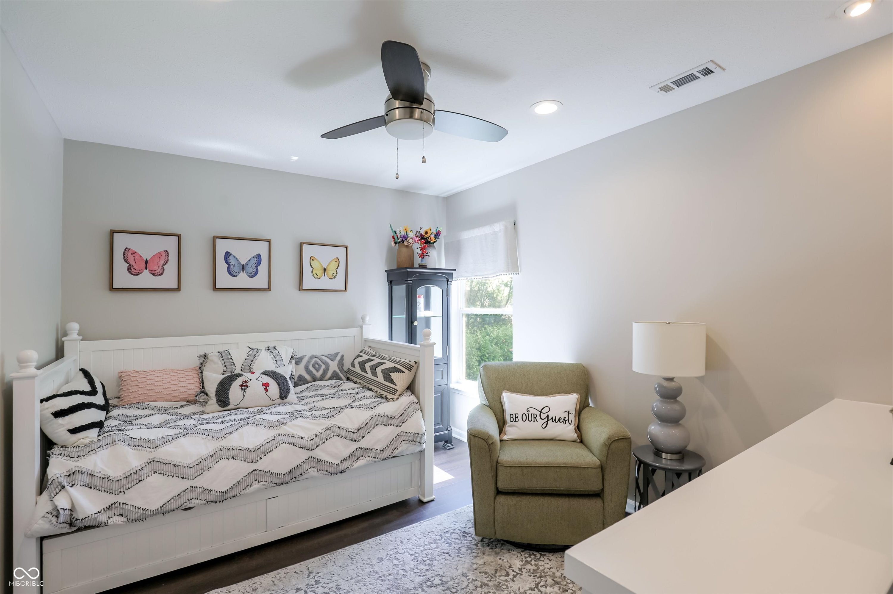 13614 Flintridge Pass