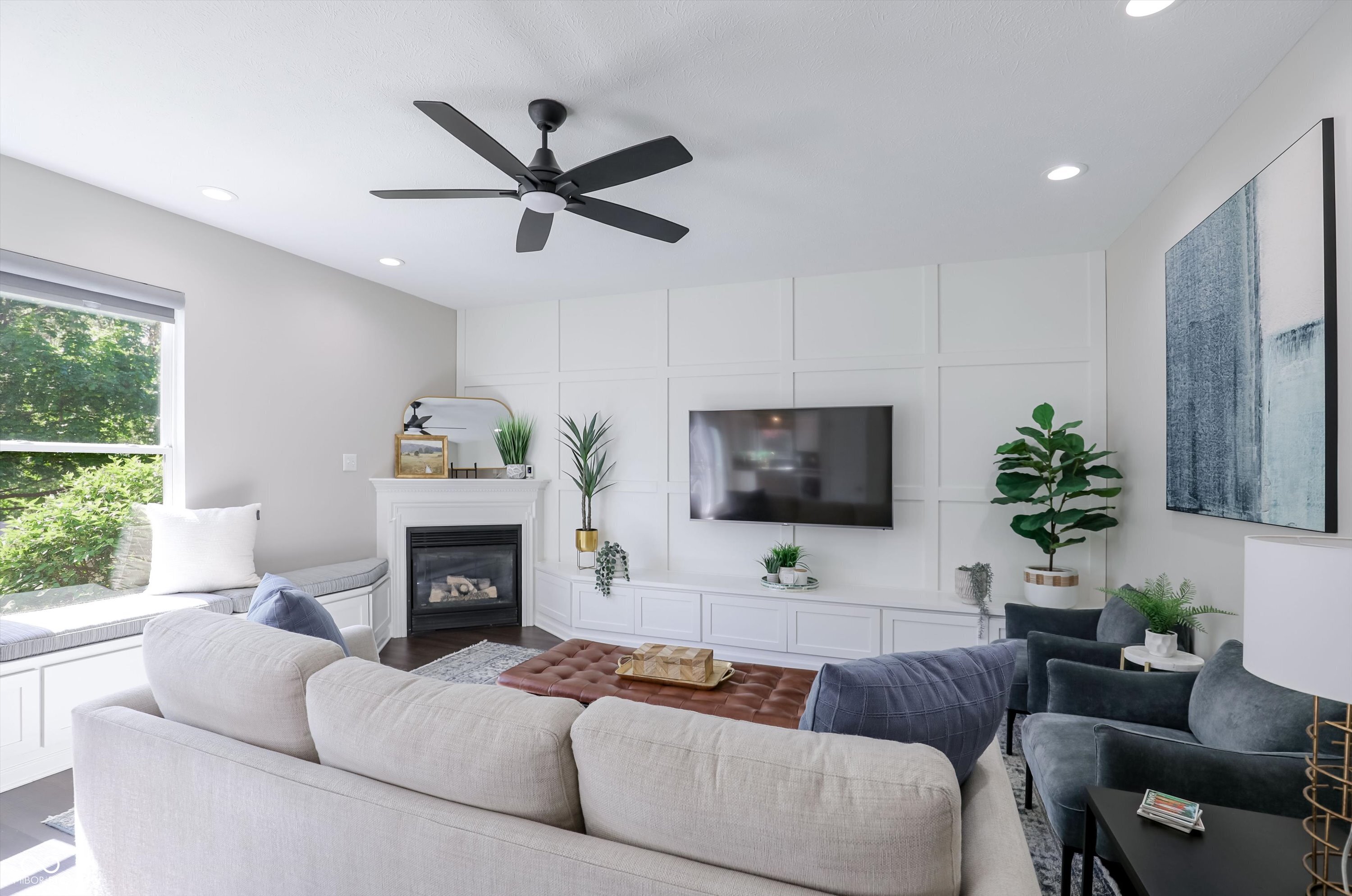 13614 Flintridge Pass