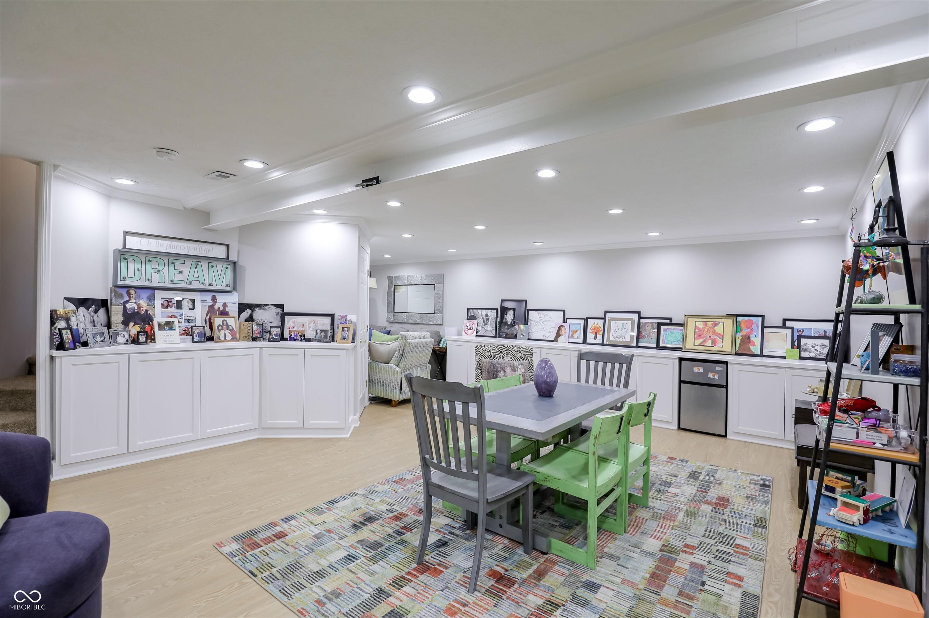 13614 Flintridge Pass
