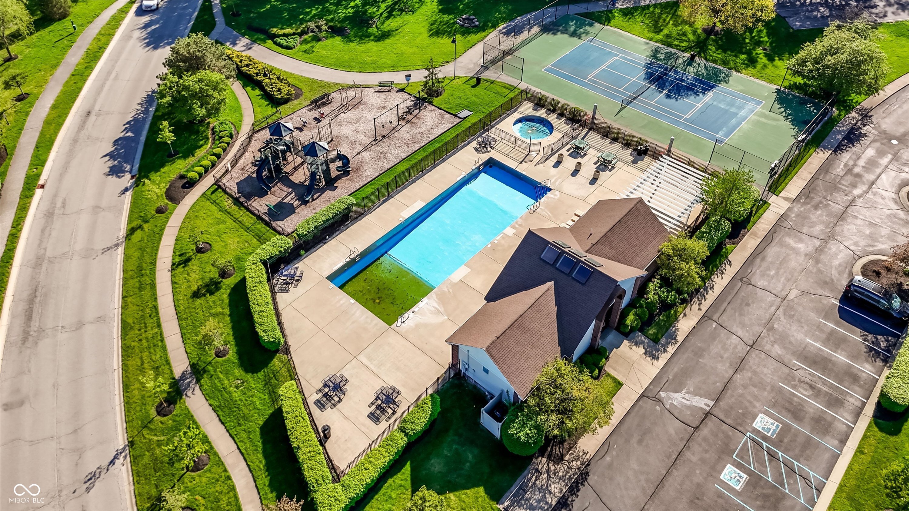 13614 Flintridge Pass