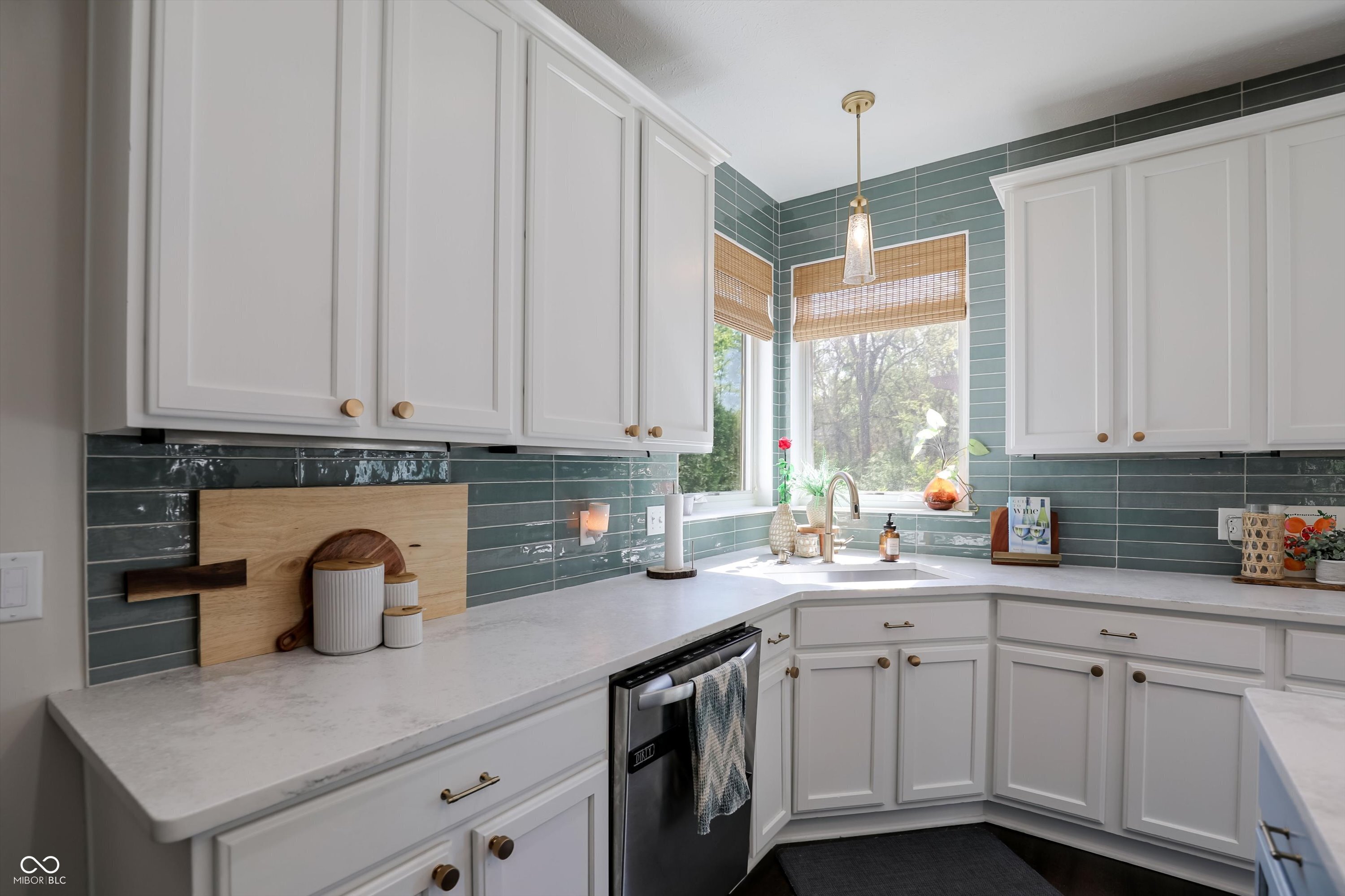 13614 Flintridge Pass