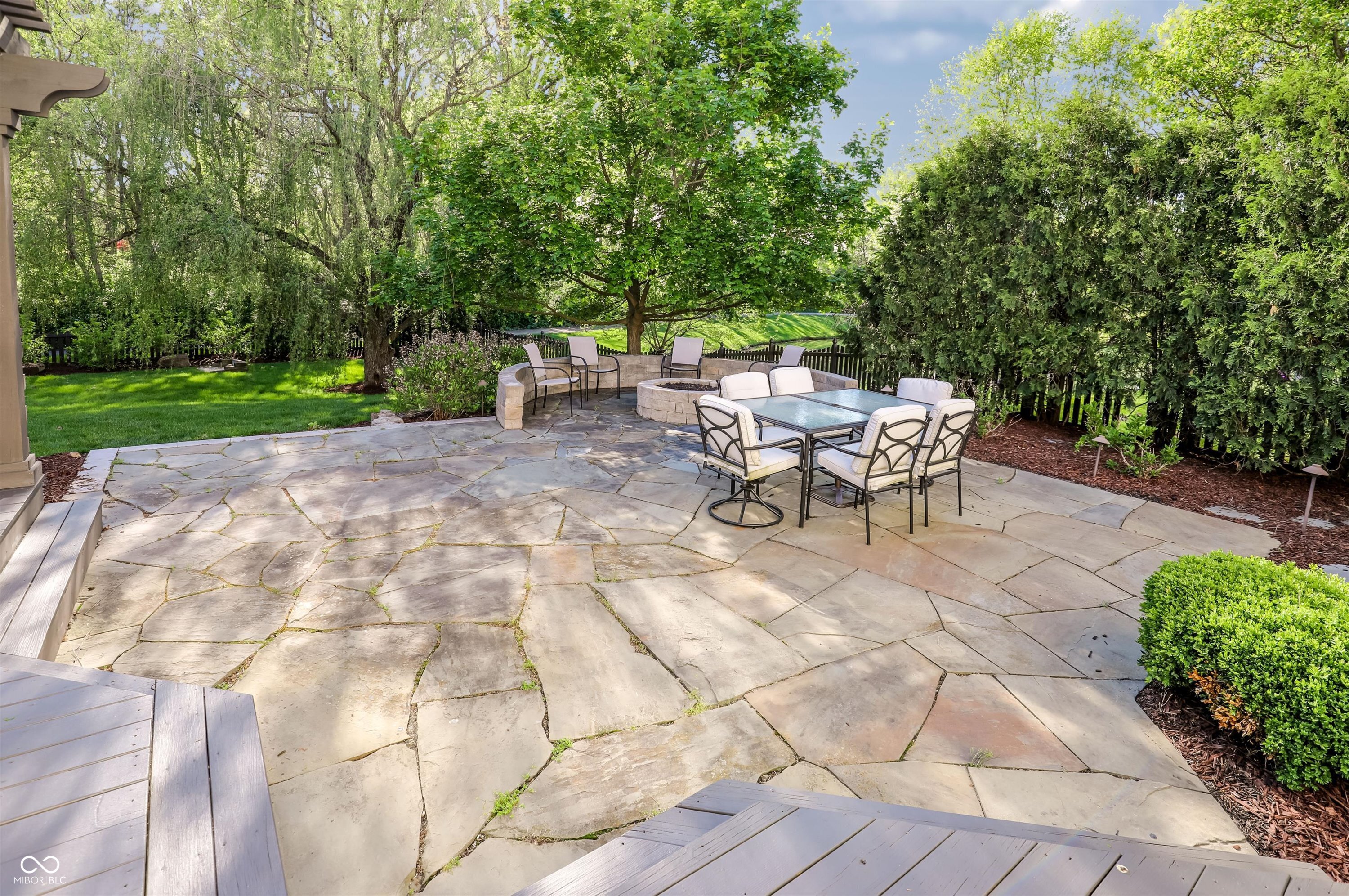 13614 Flintridge Pass