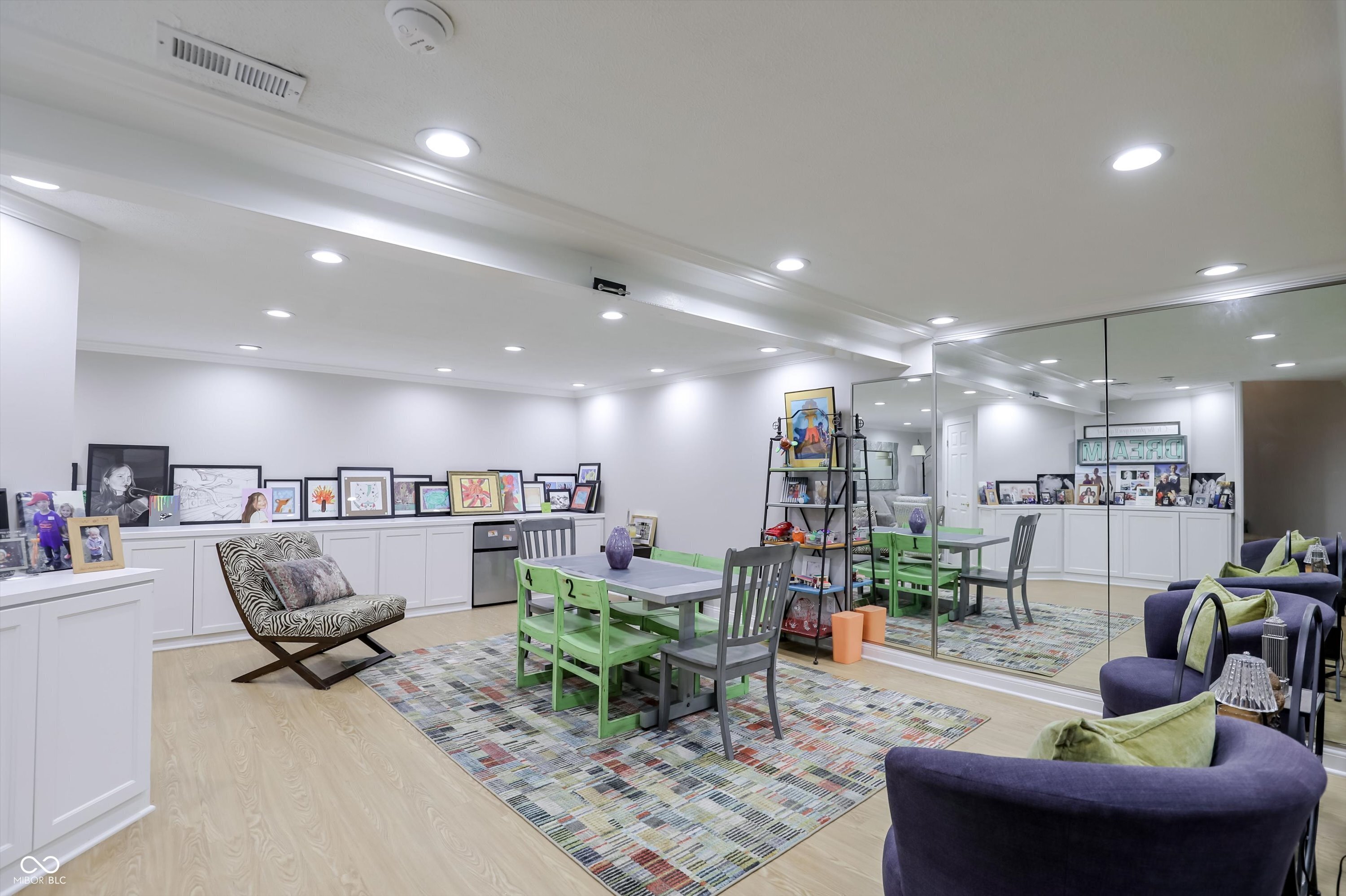 13614 Flintridge Pass