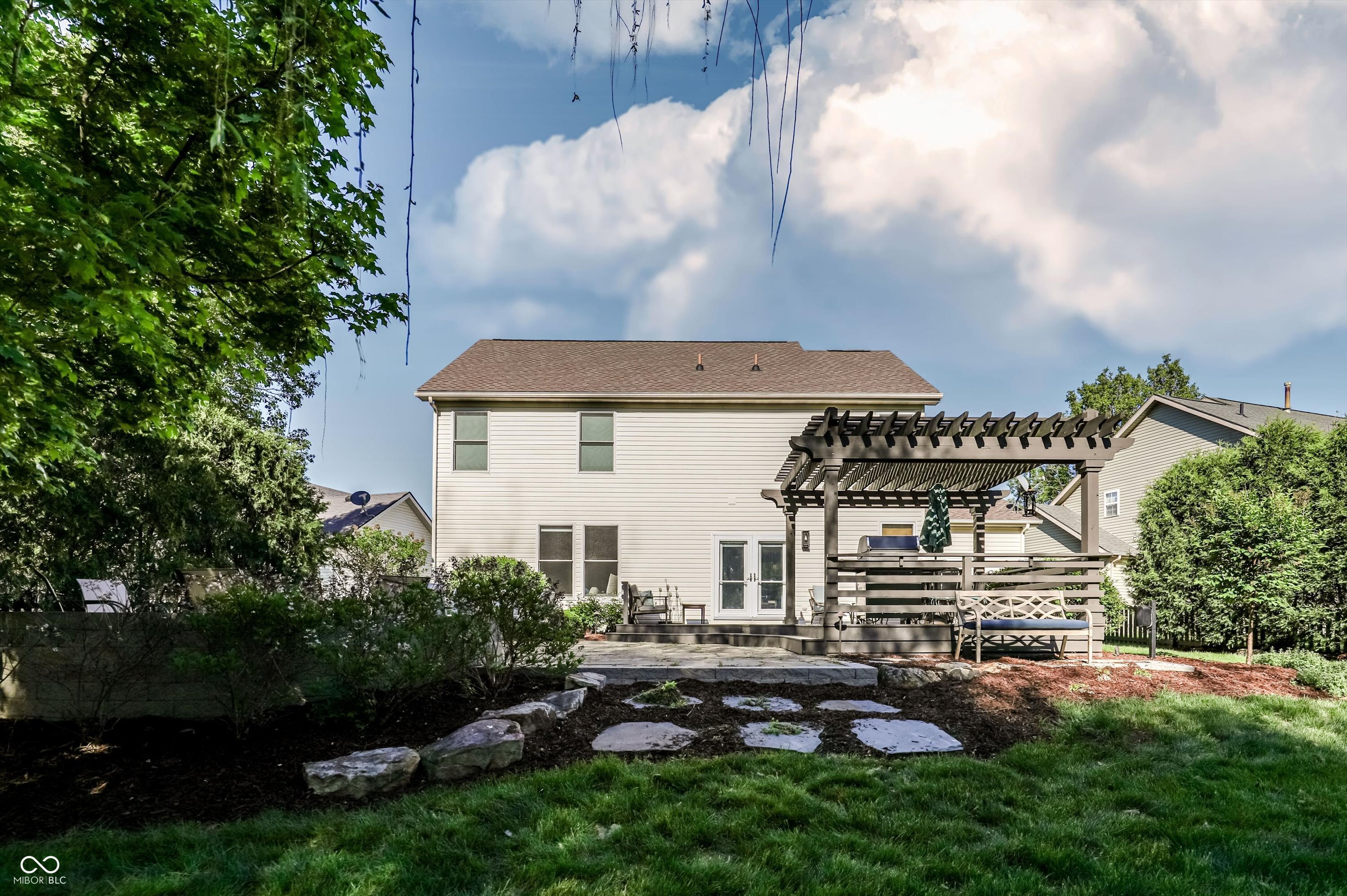 13614 Flintridge Pass