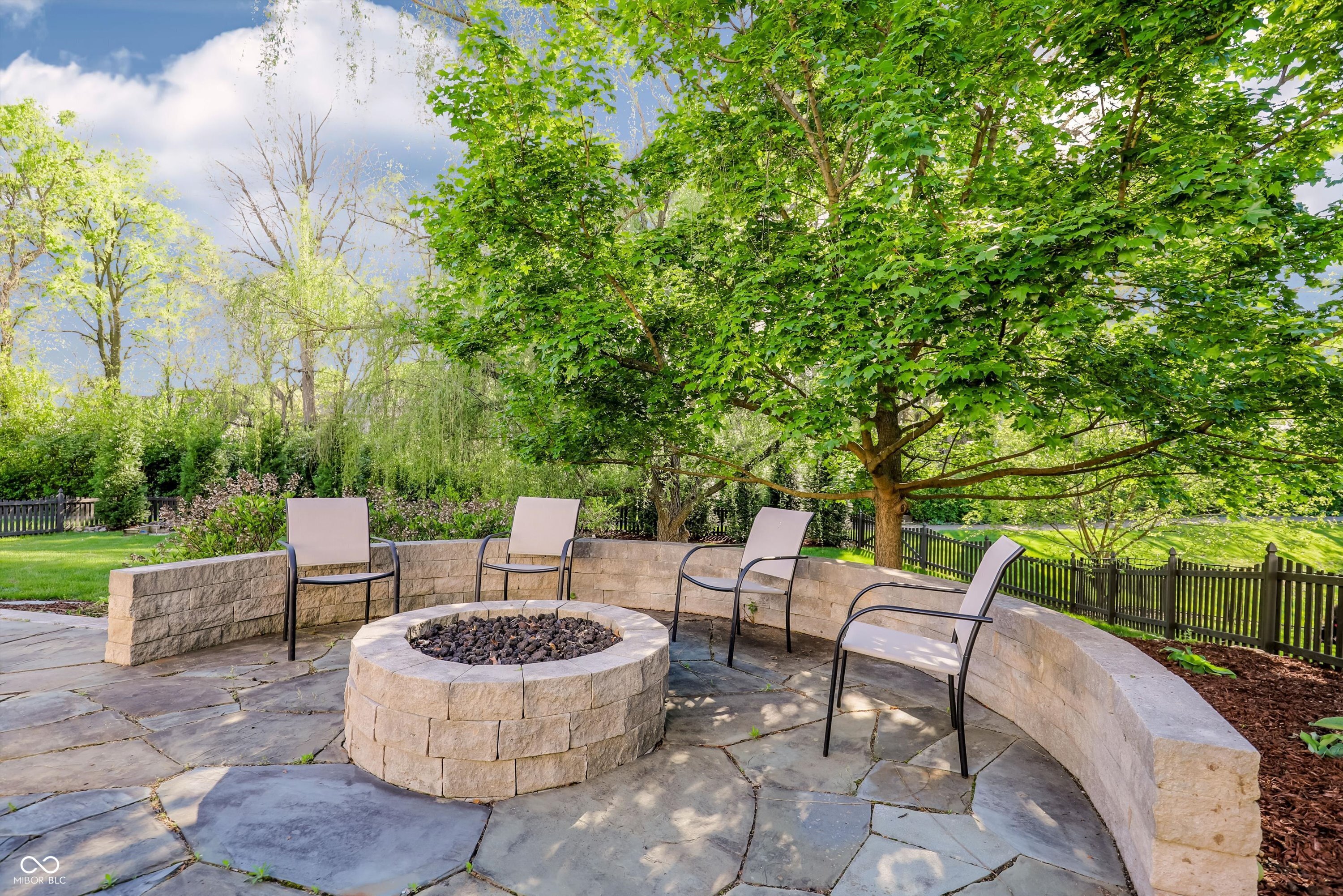 13614 Flintridge Pass