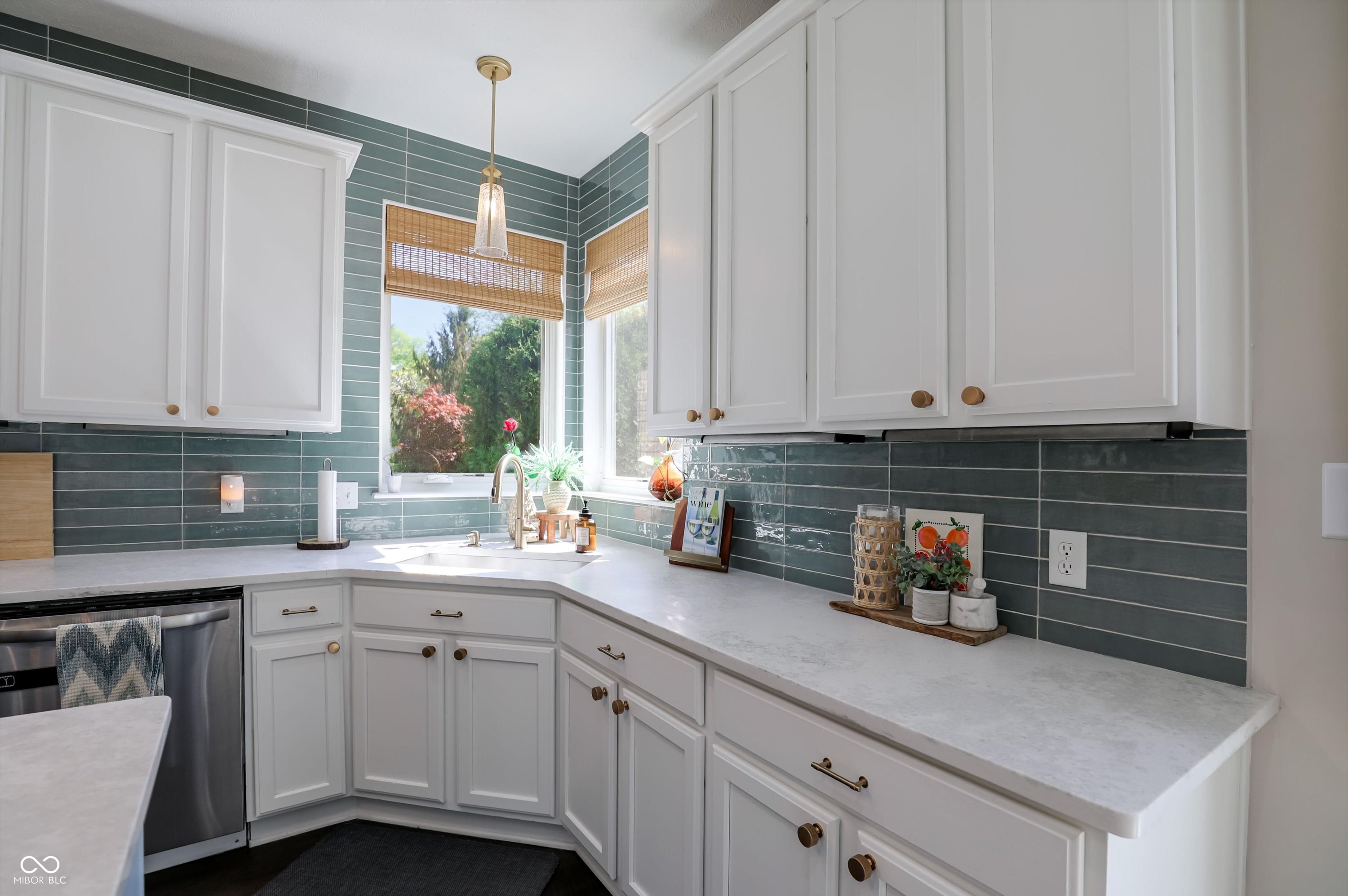 13614 Flintridge Pass