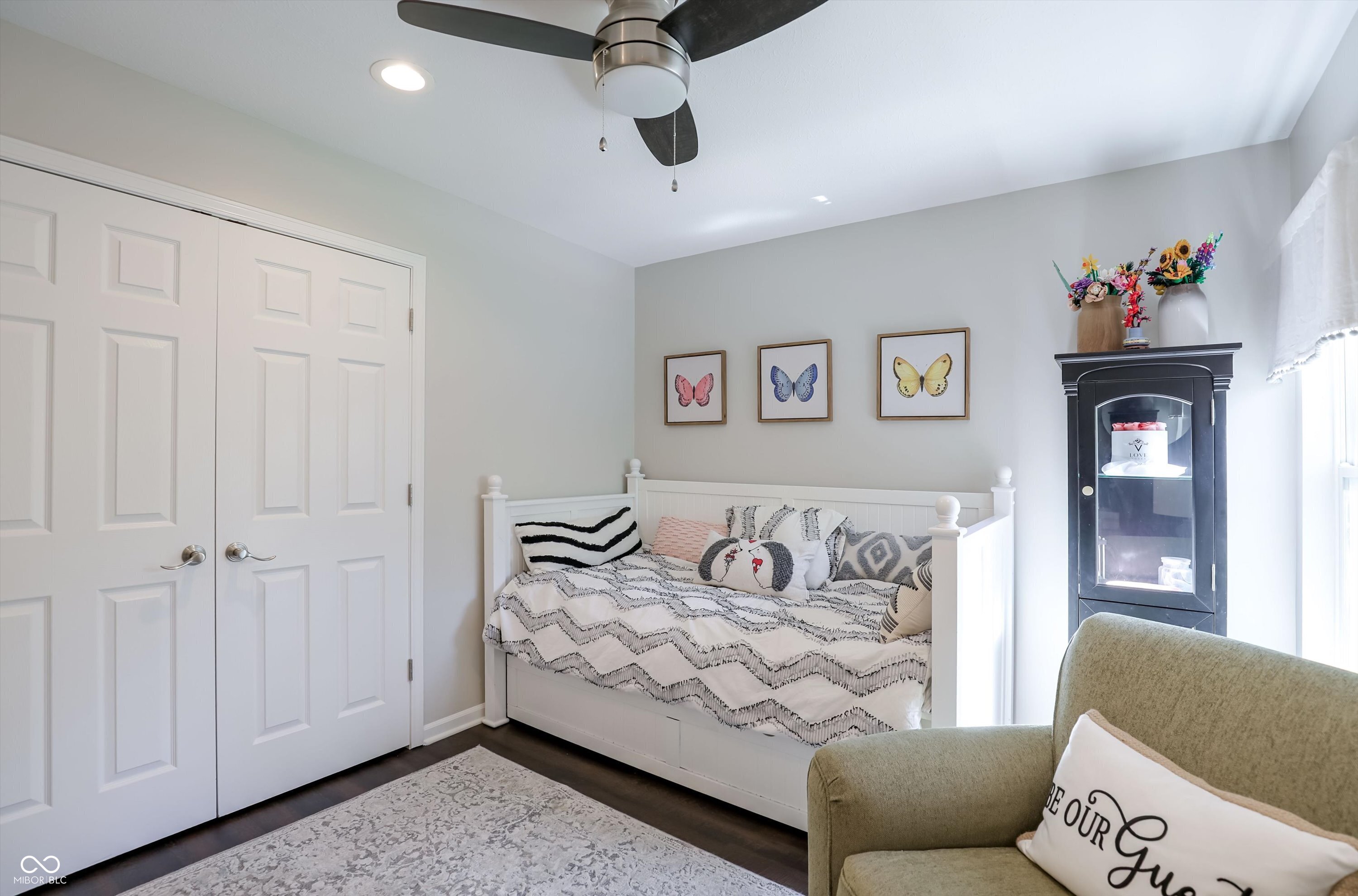 13614 Flintridge Pass
