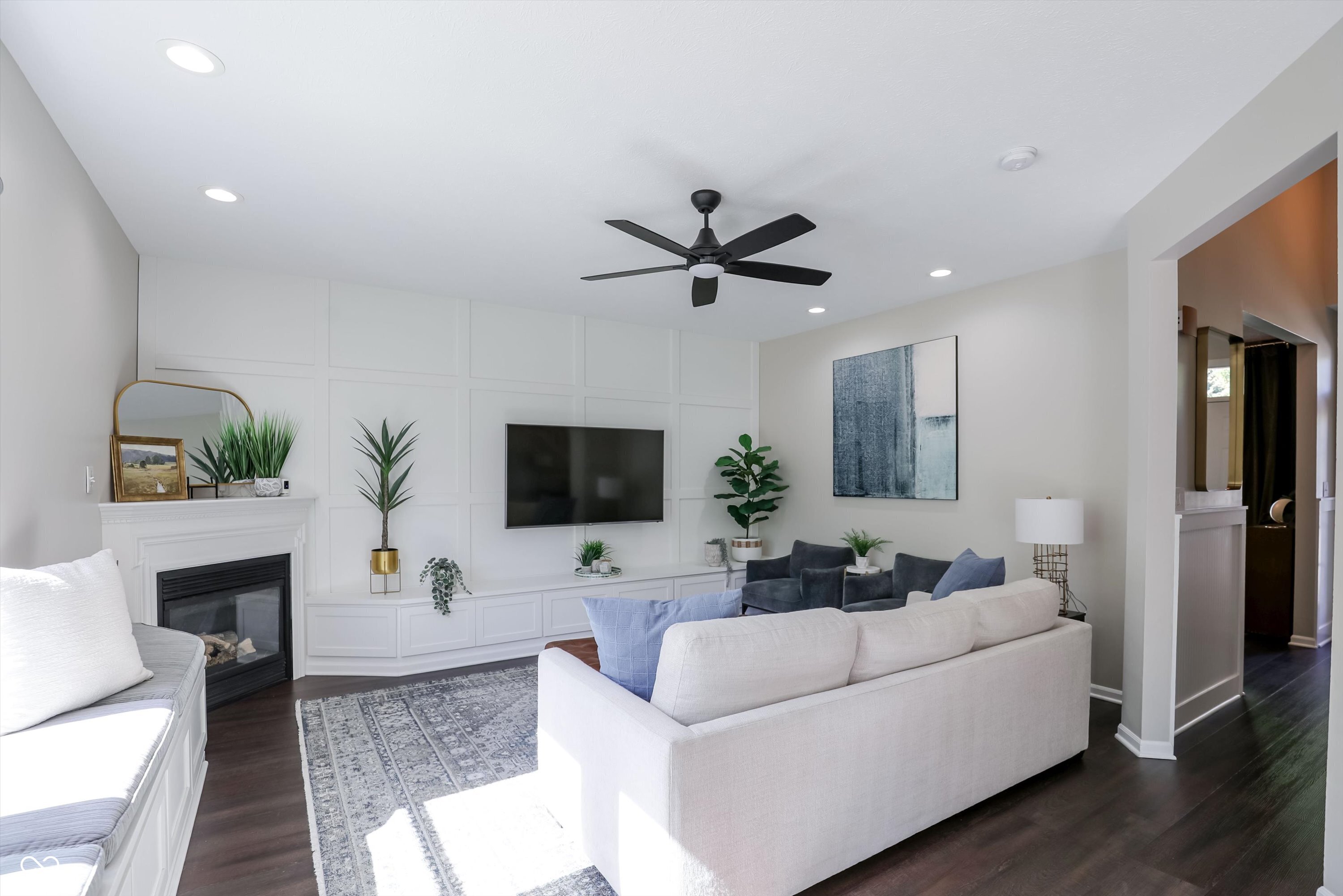13614 Flintridge Pass