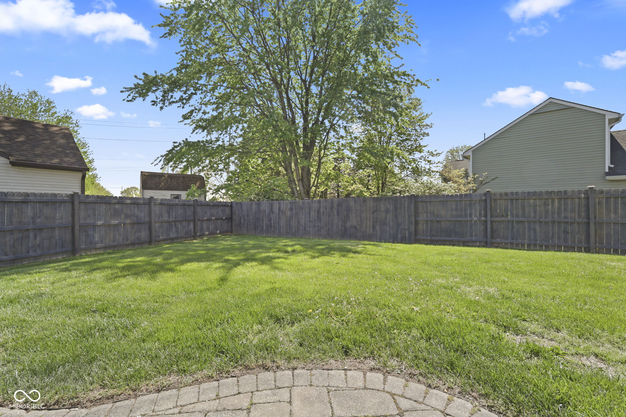 9138 Hardwood Court