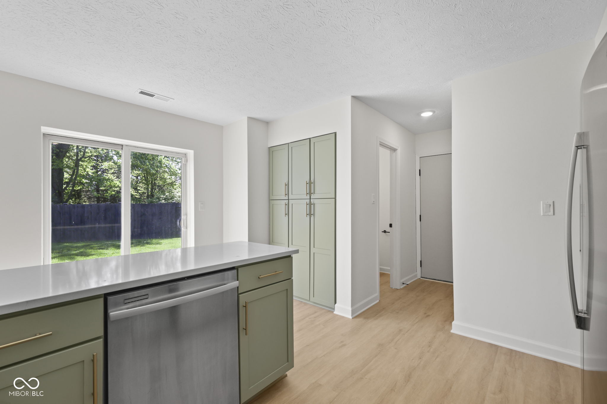 9138 Hardwood Court