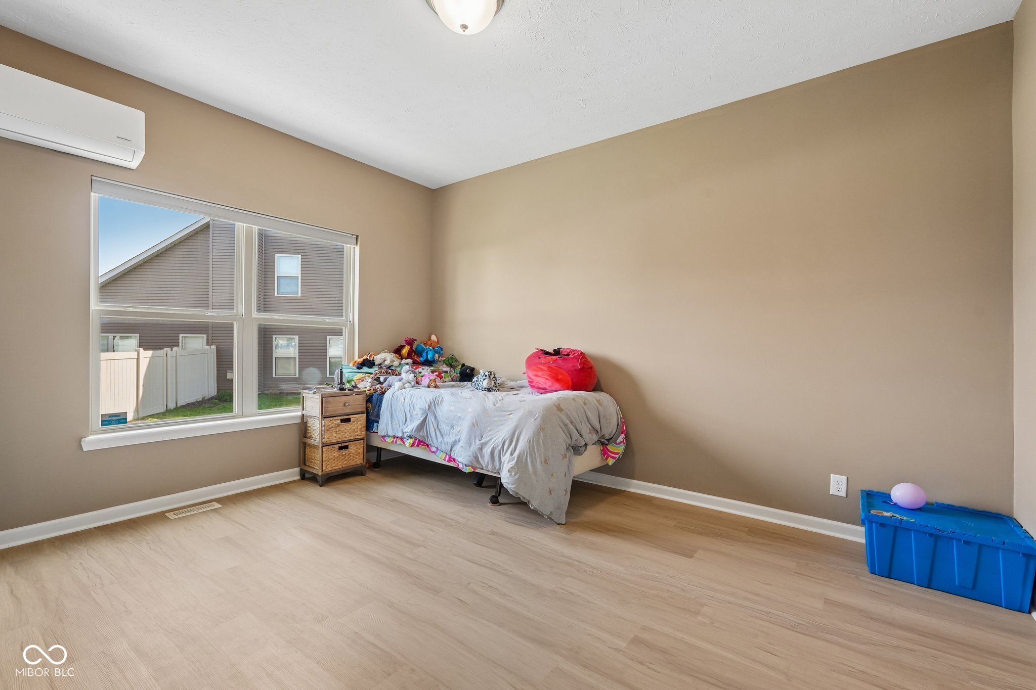 806 Foxglove Court