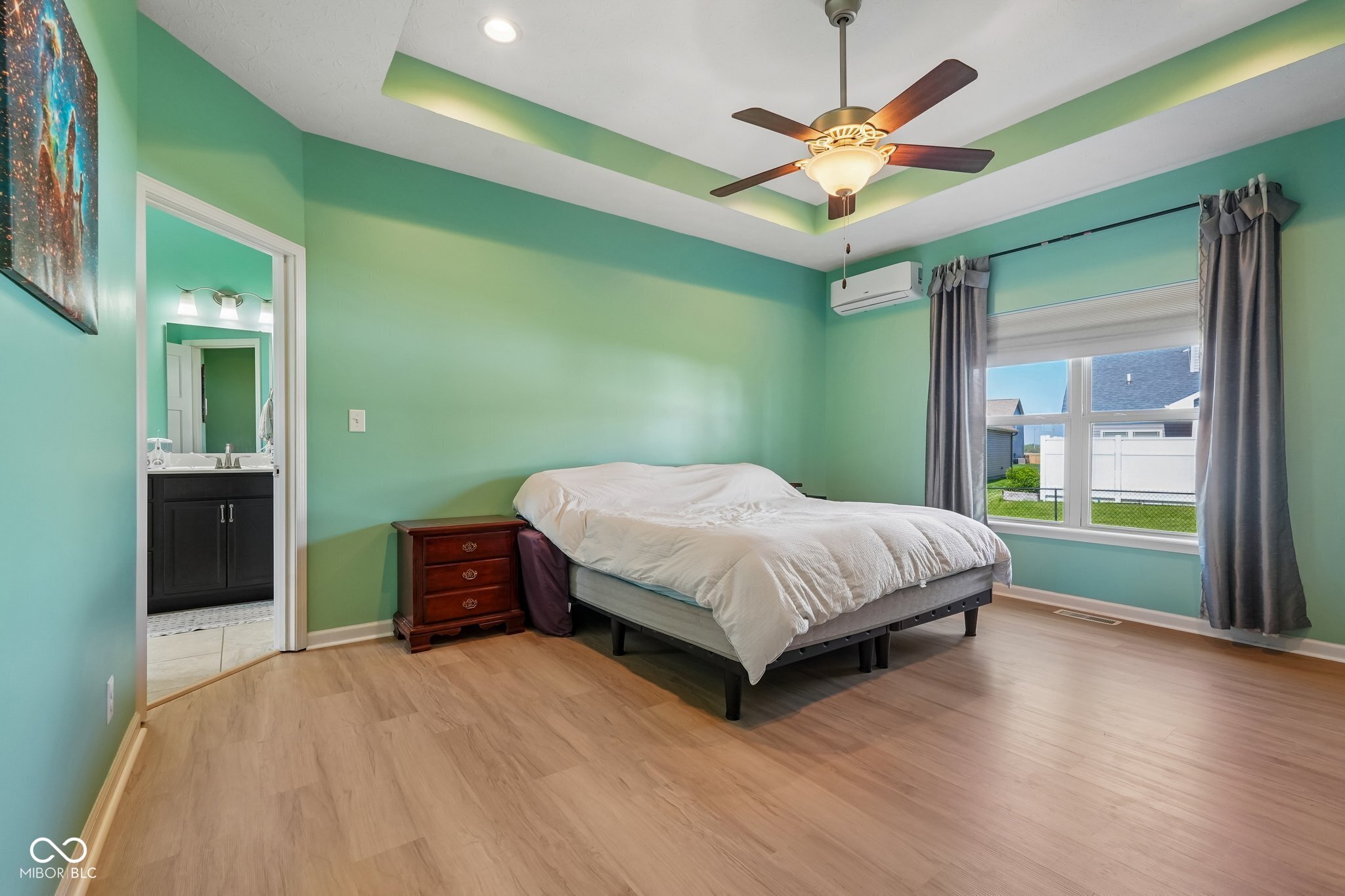 806 Foxglove Court
