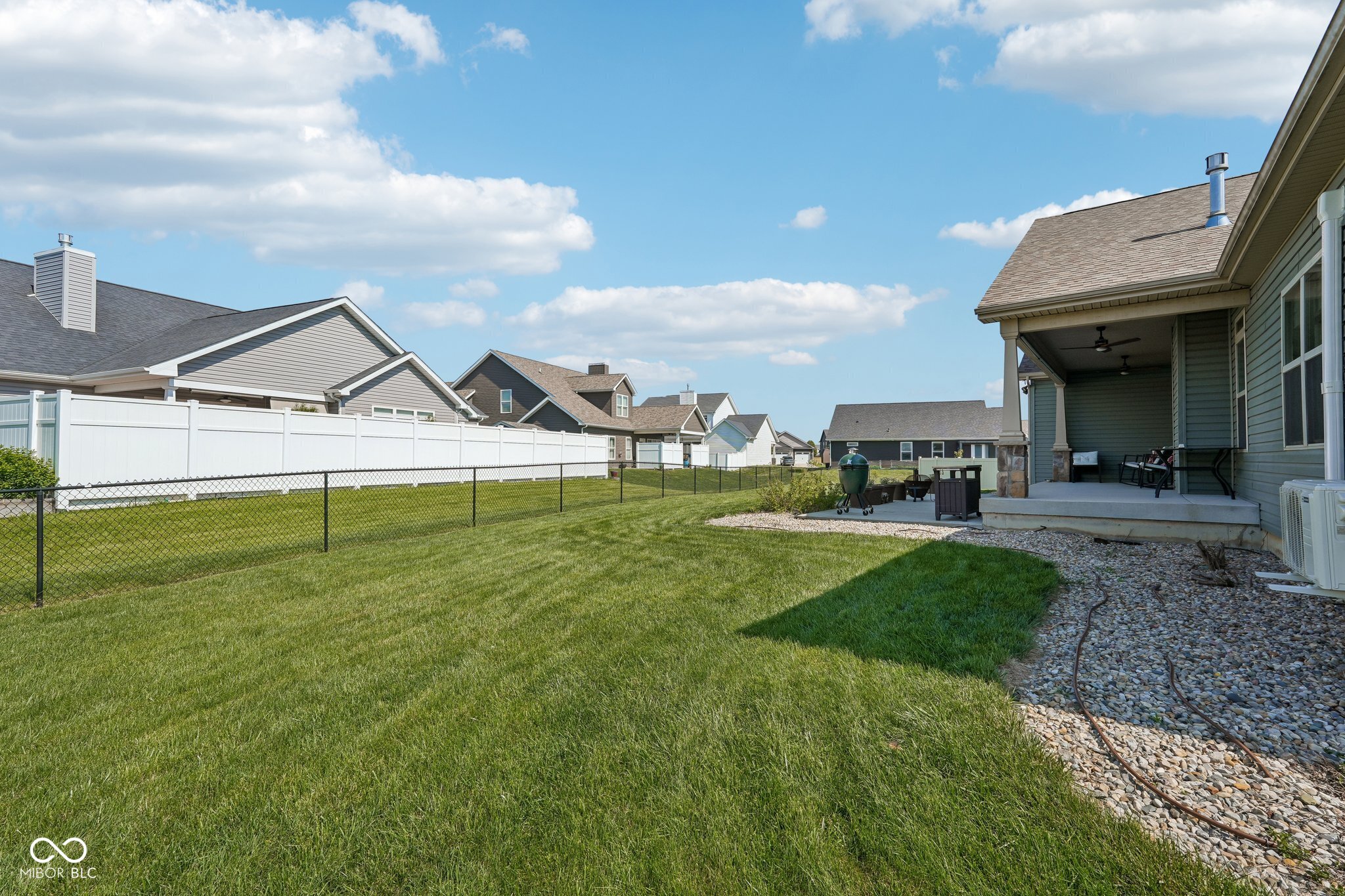 806 Foxglove Court