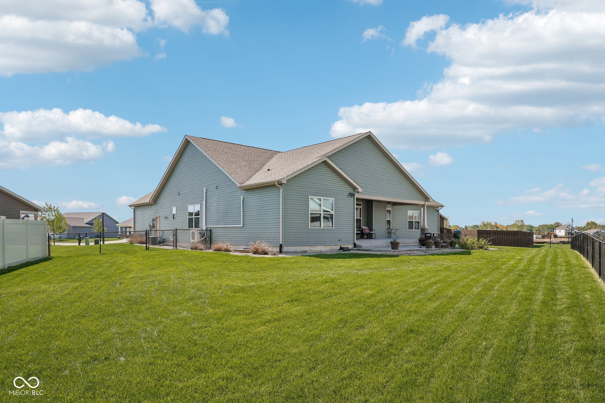 806 Foxglove Court