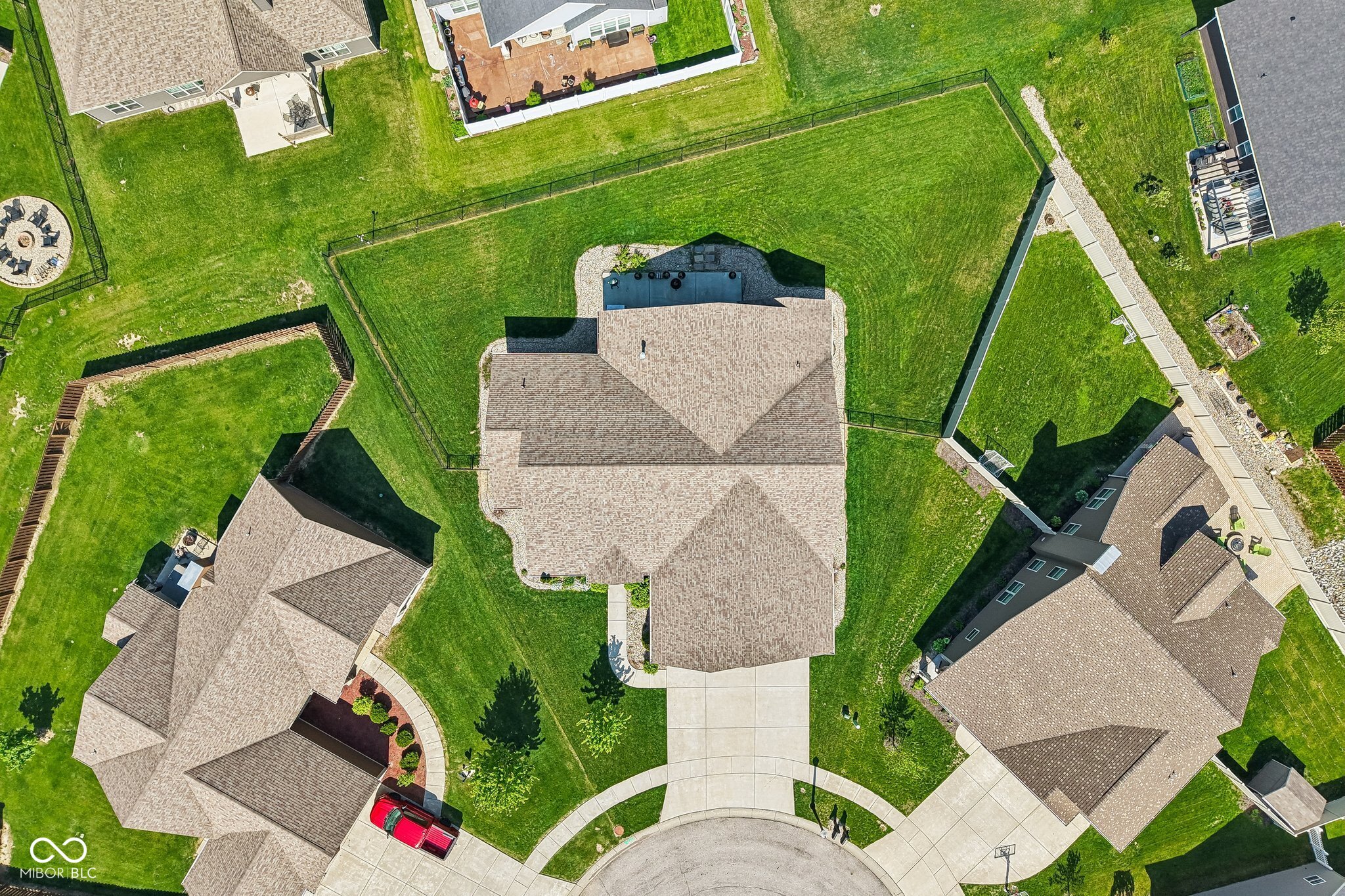806 Foxglove Court