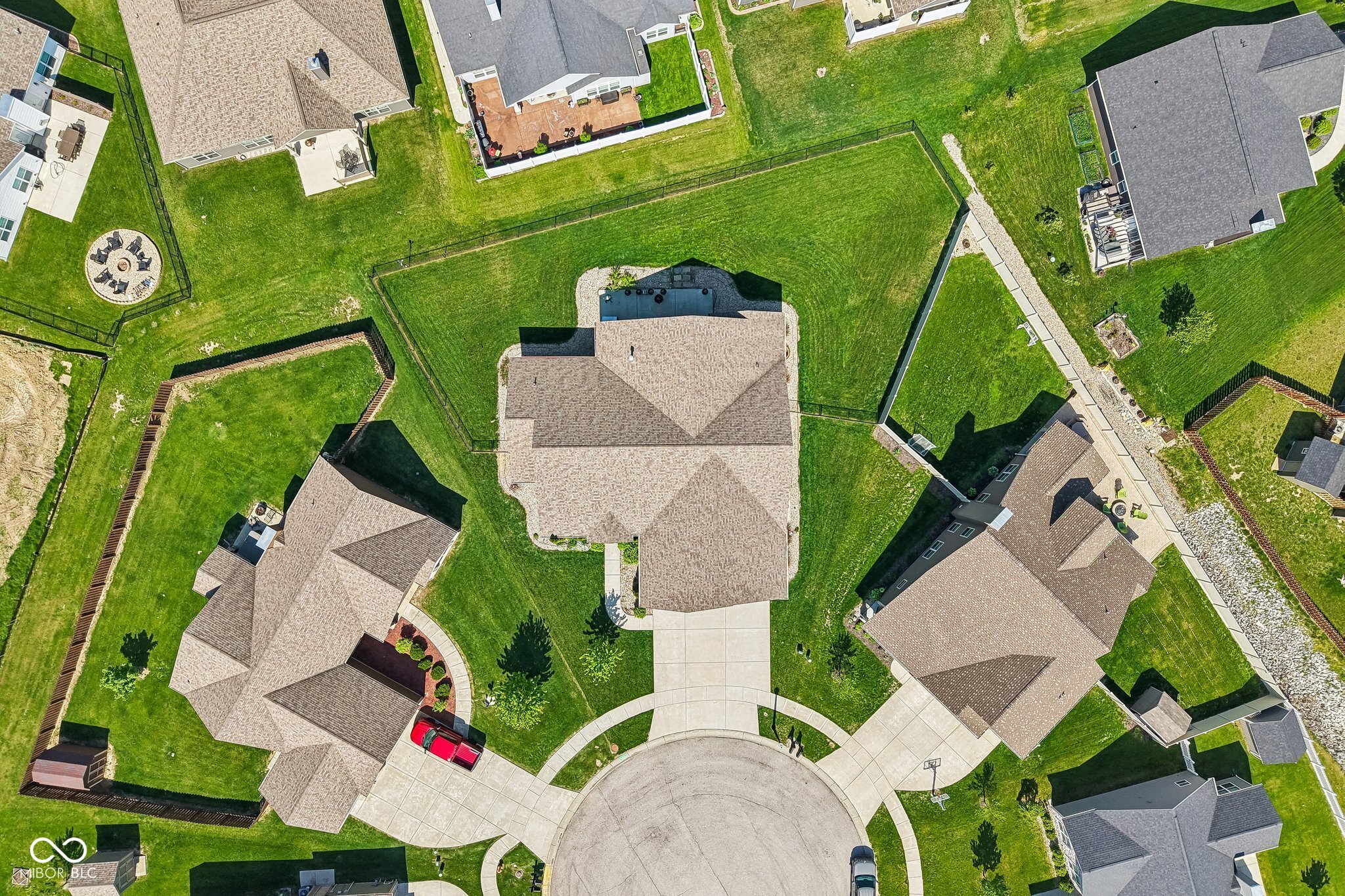 806 Foxglove Court