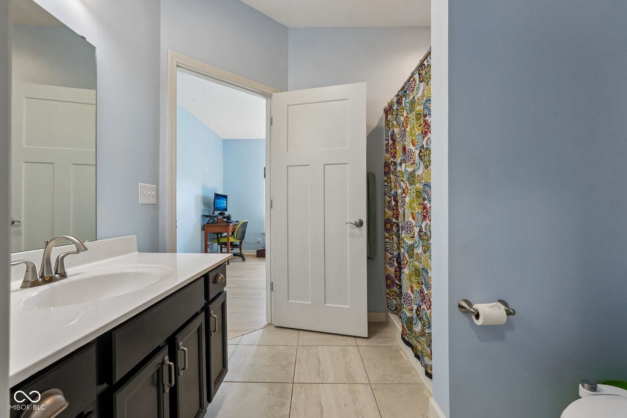 806 Foxglove Court