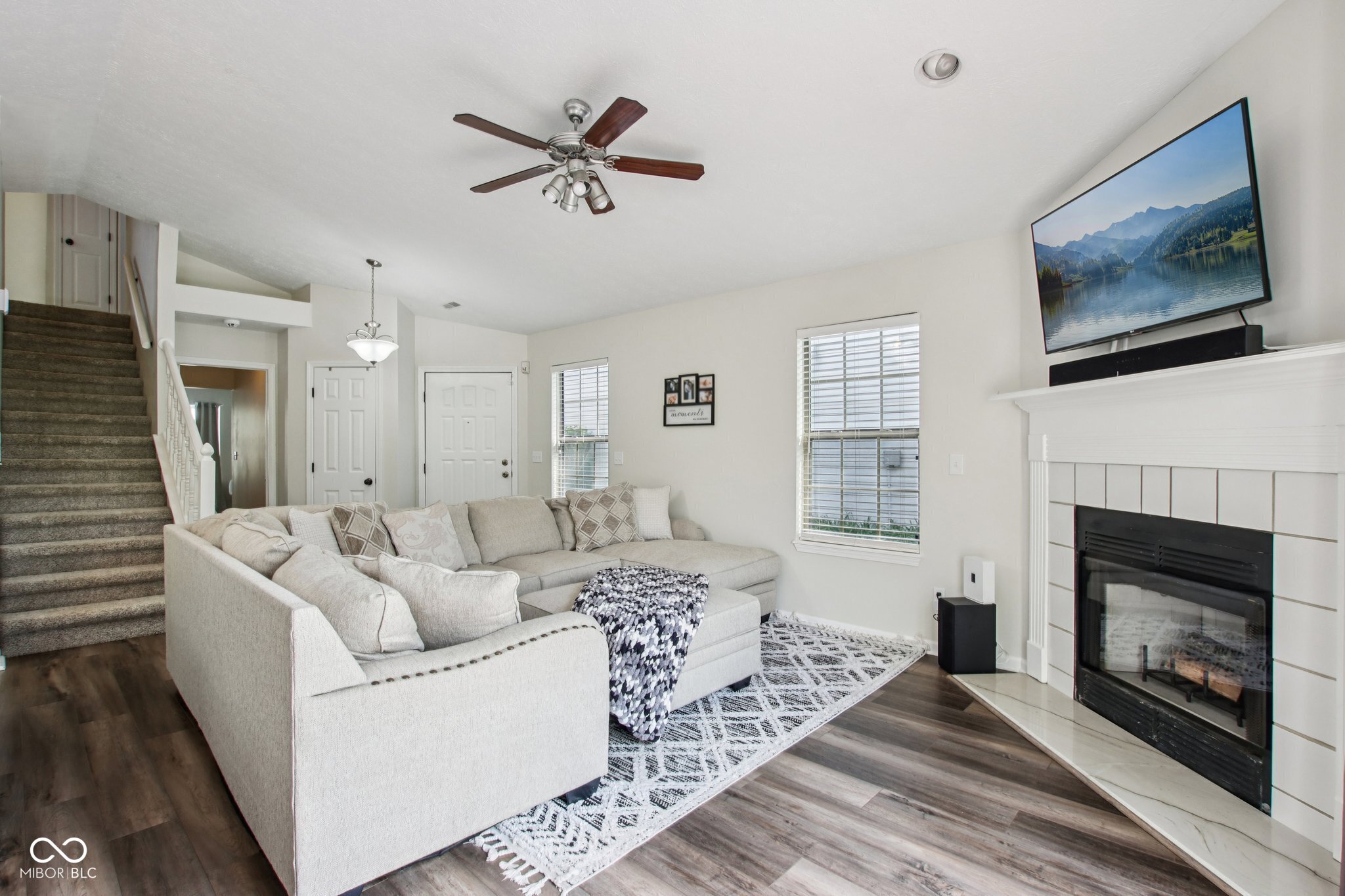 5646 Fox Glove Lane