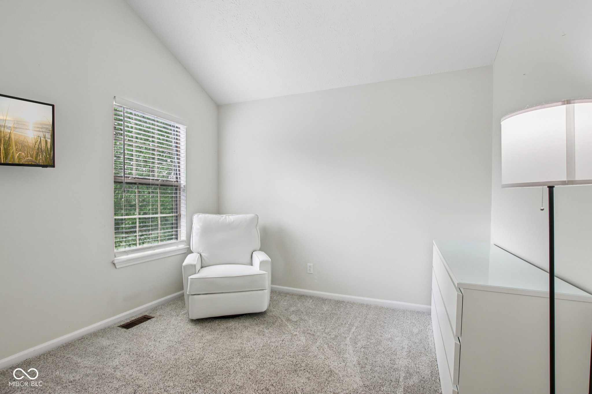 5646 Fox Glove Lane