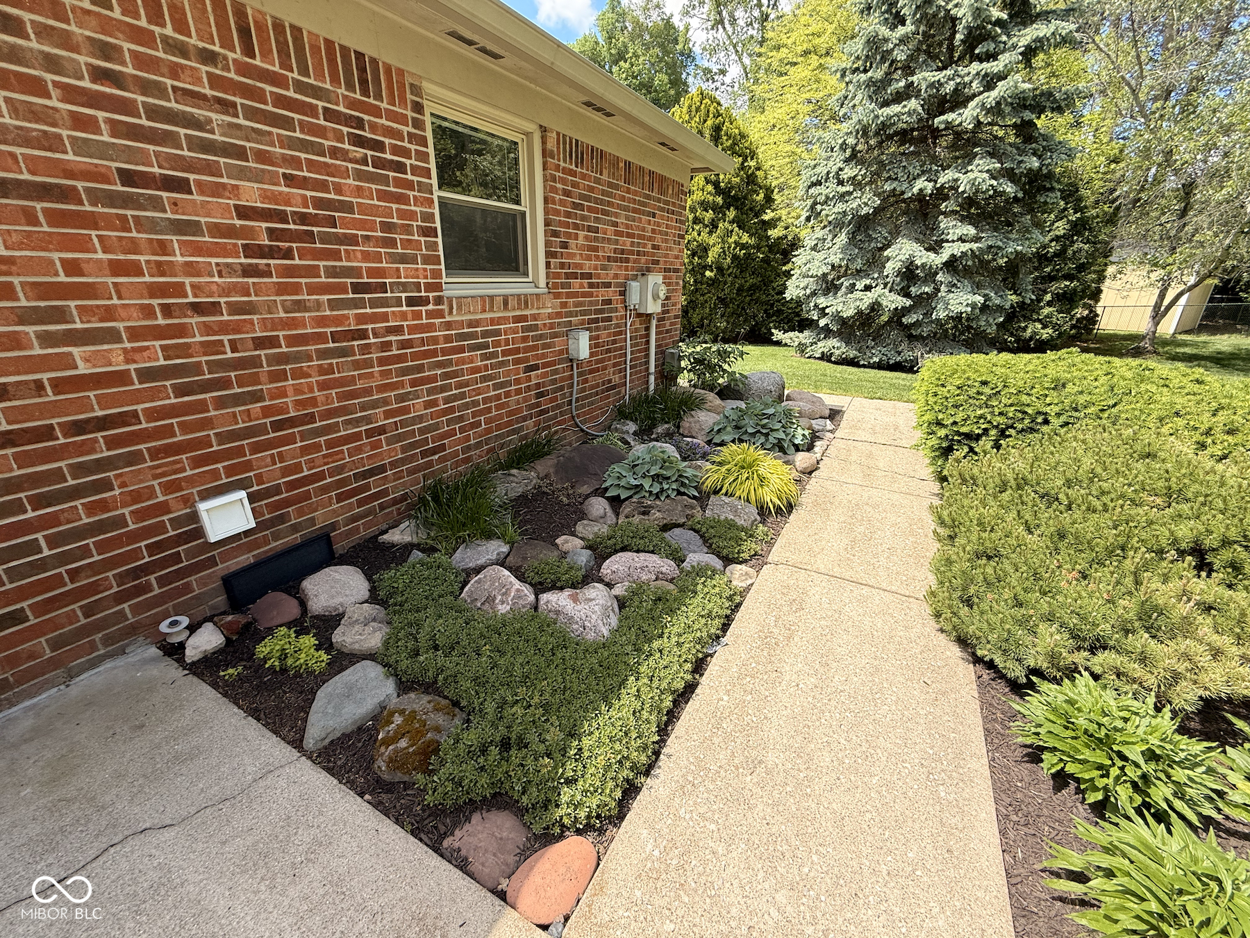 3412 Tahoe Road
