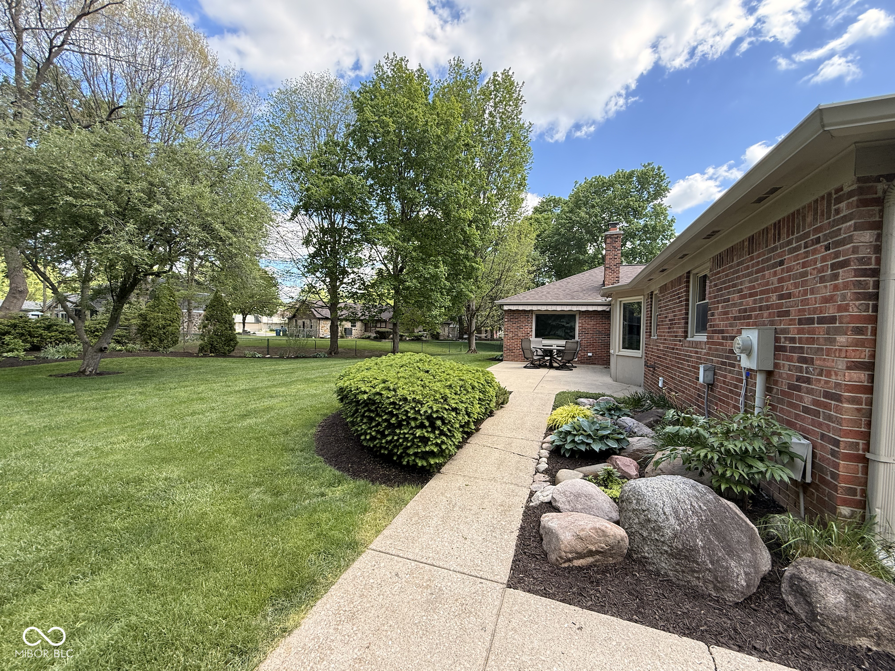 3412 Tahoe Road