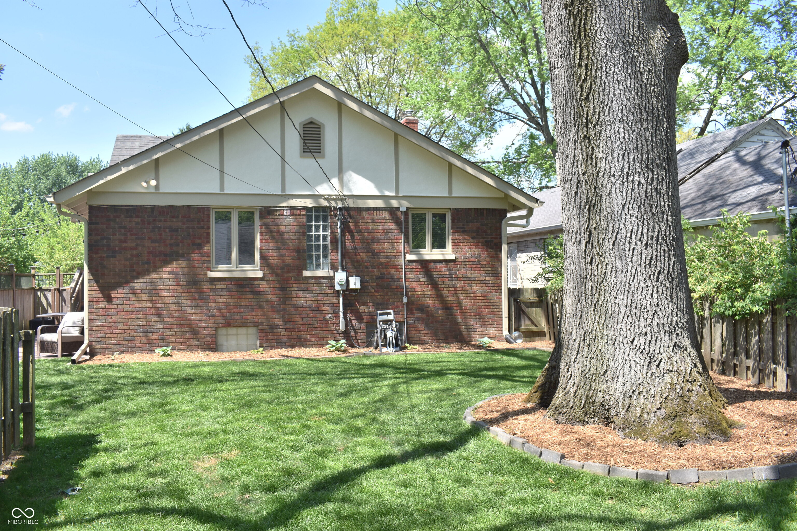 6043 Kingsley Drive
