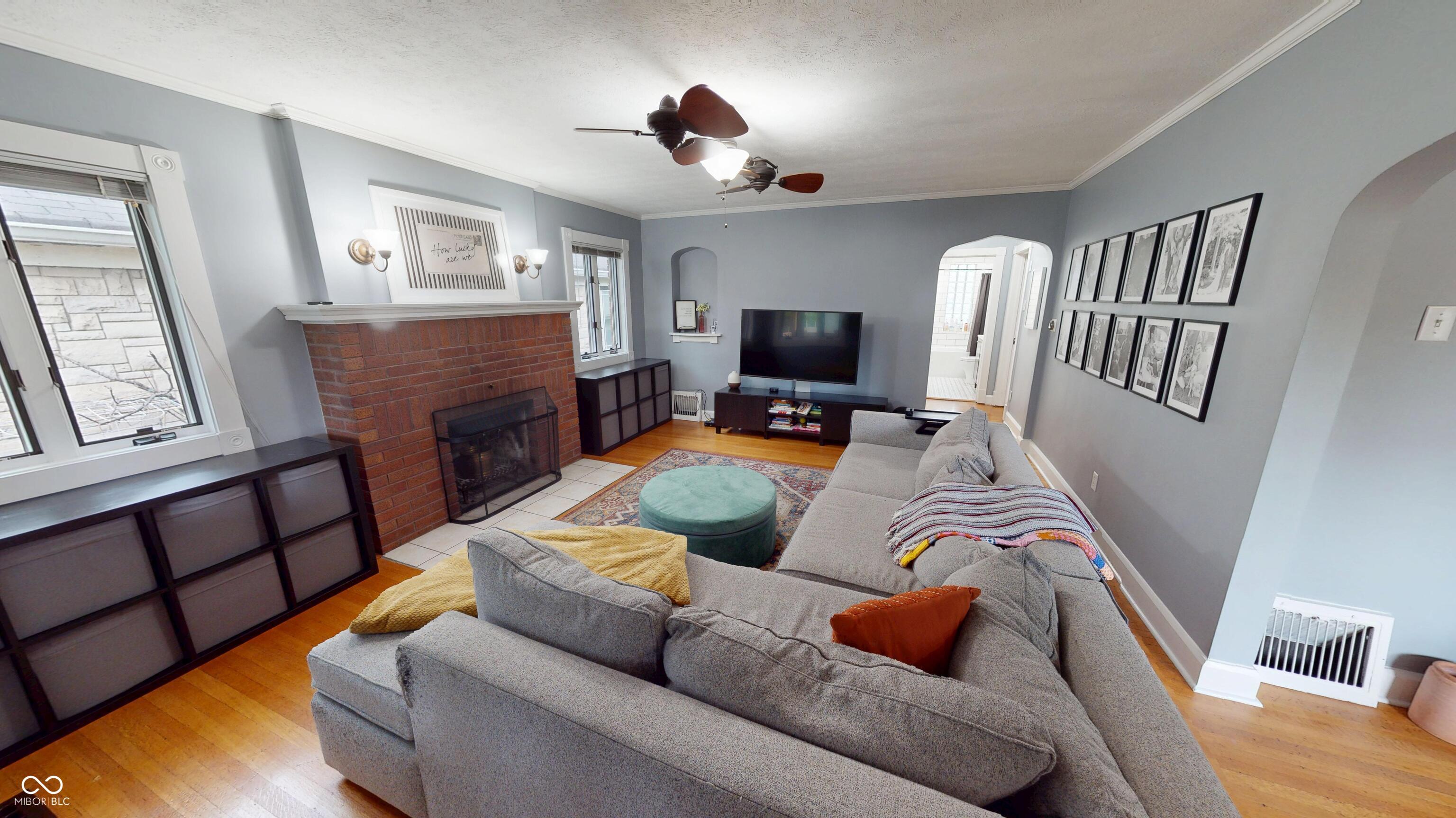 6043 Kingsley Drive