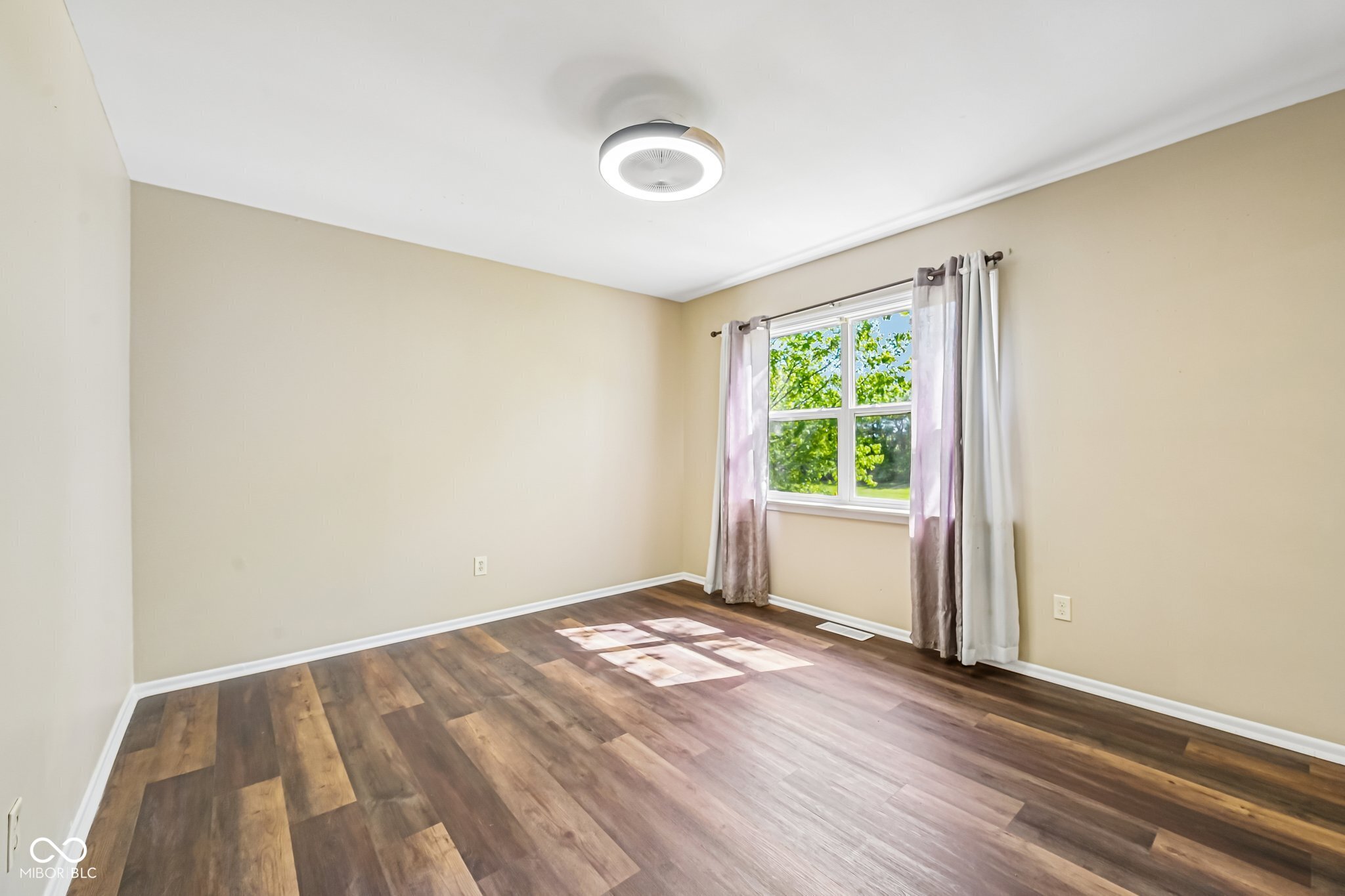 3724 Tudor Park Drive