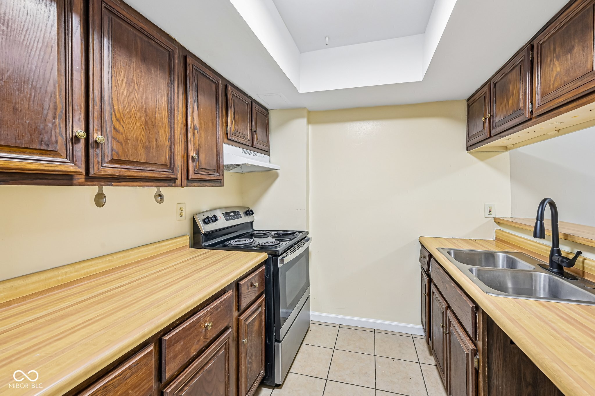 3724 Tudor Park Drive